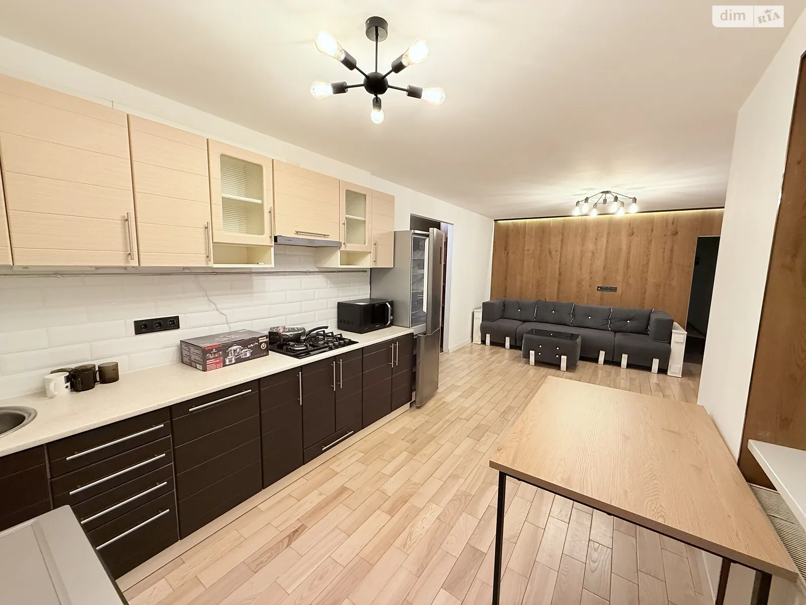 Здається в оренду 4-кімнатна квартира 73.2 кв. м у Ужгороді, вул. Минайська - фото 1