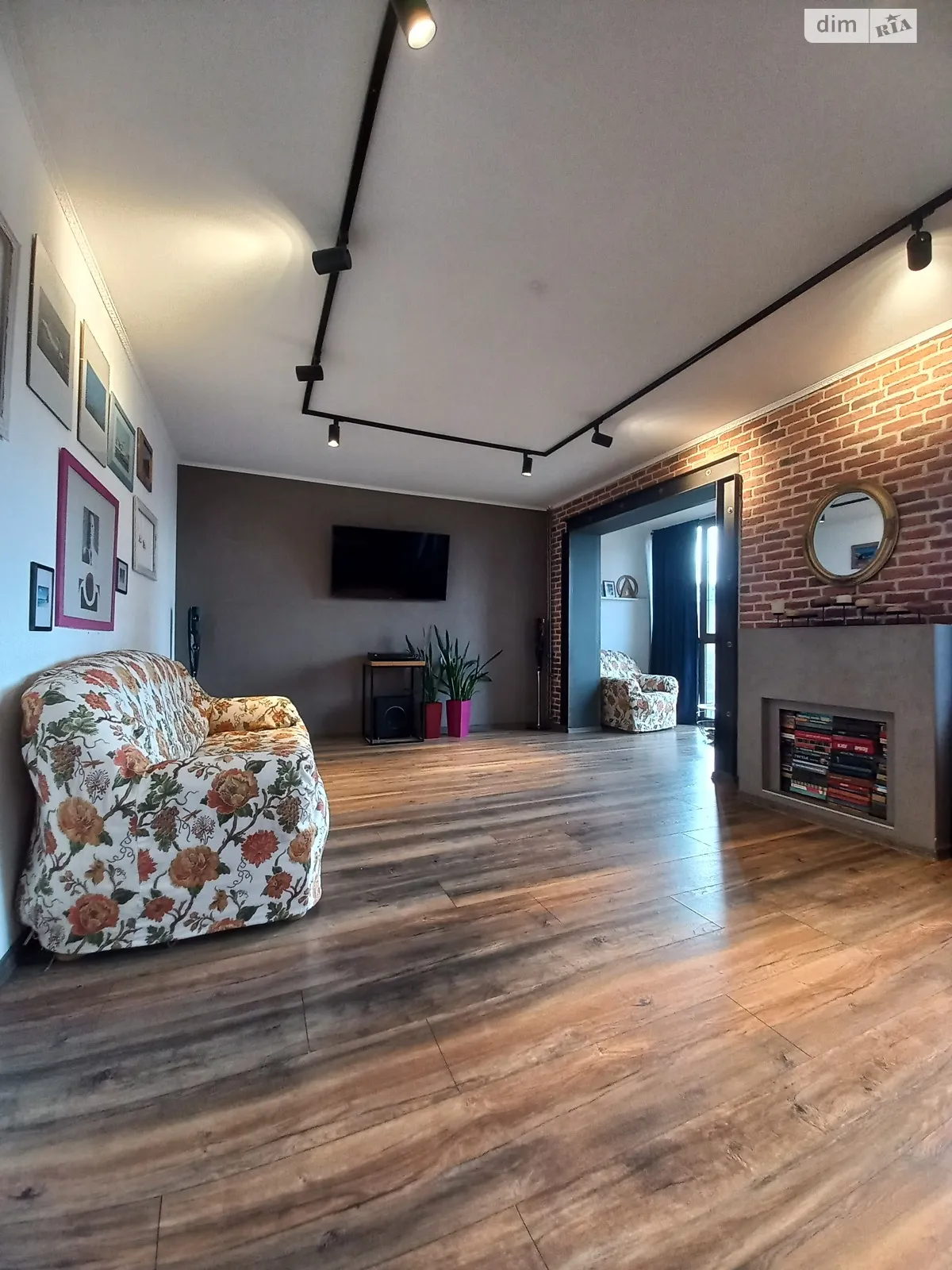 Сдается в аренду 3-комнатная квартира 105 кв. м в Киеве, ул. Анны Ахматовой, 43 - фото 1