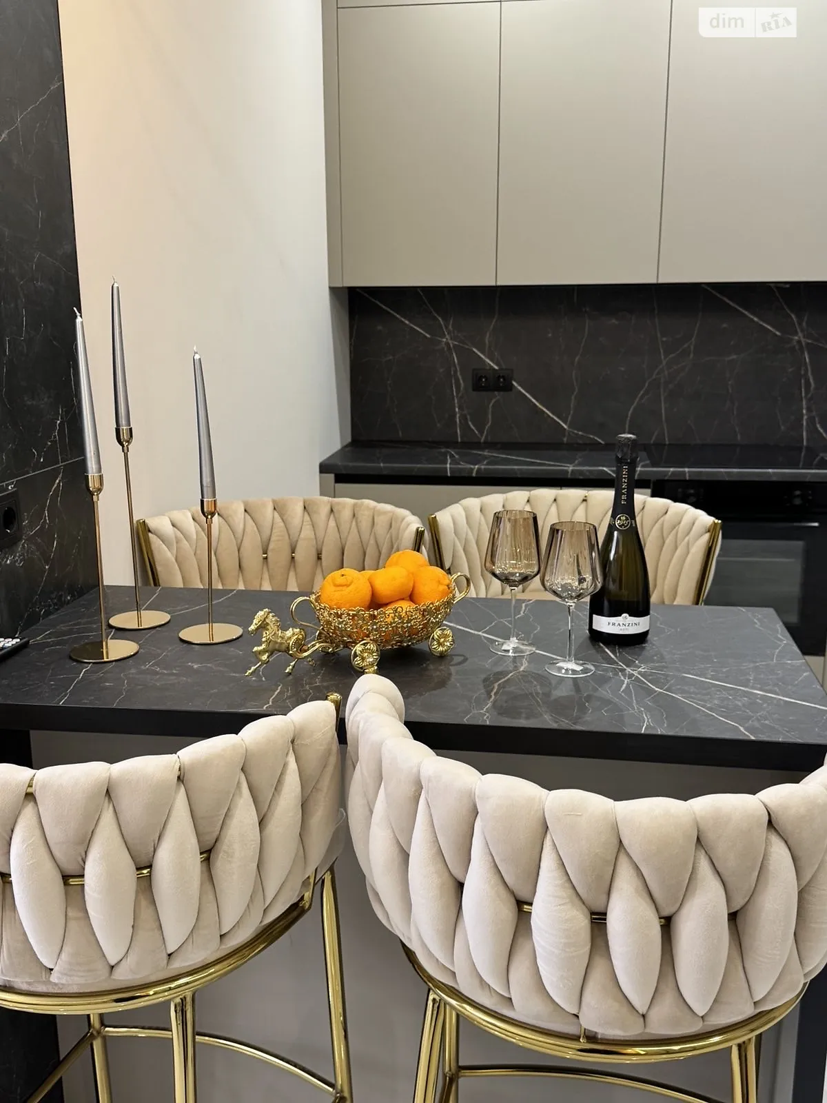 Продается 1-комнатная квартира 58 кв. м в Виннице, просп. Космонавтов, 49 - фото 1