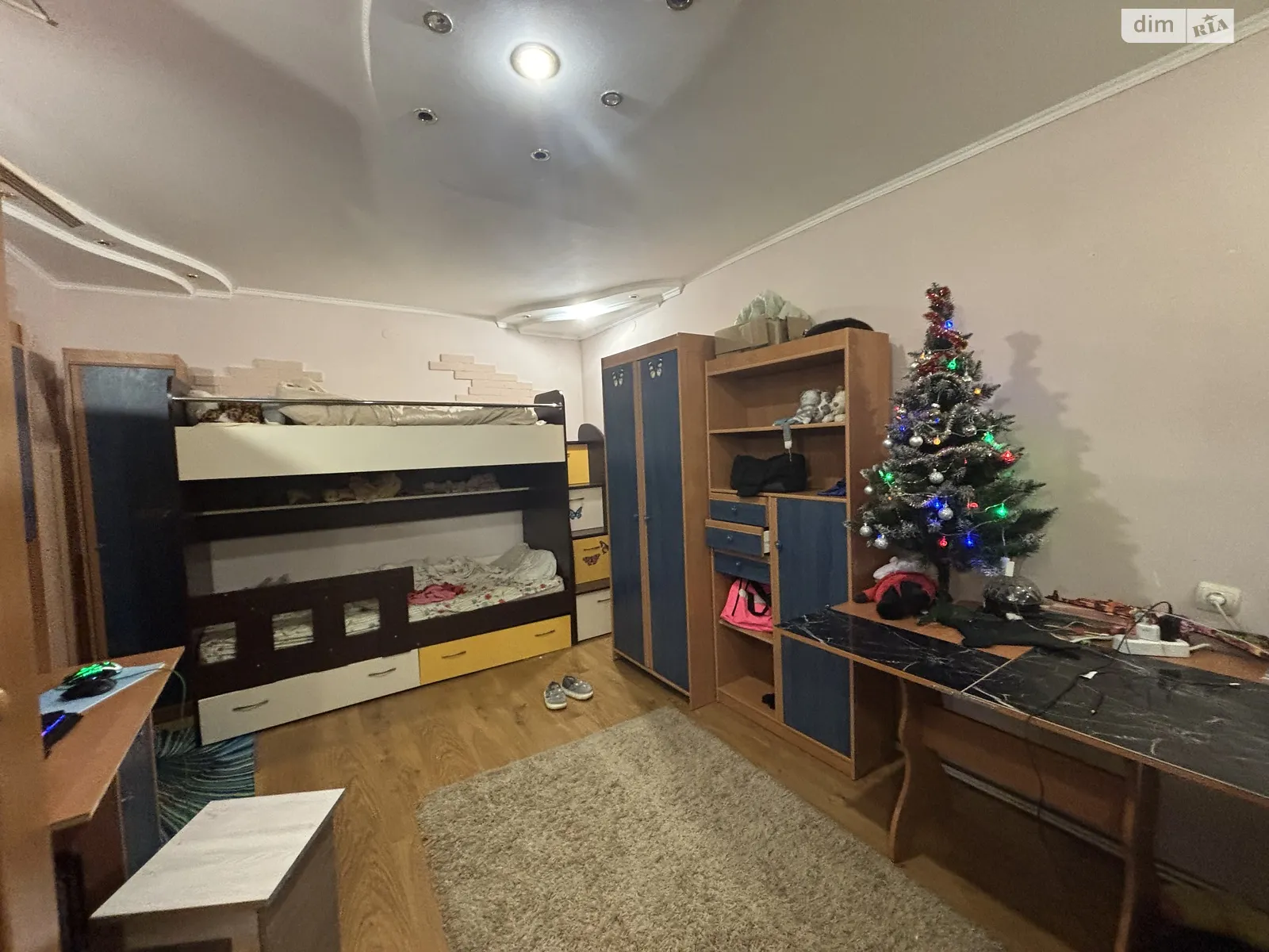 Продается 2-комнатная квартира 50 кв. м в Чопе, ул. Мира - фото 1