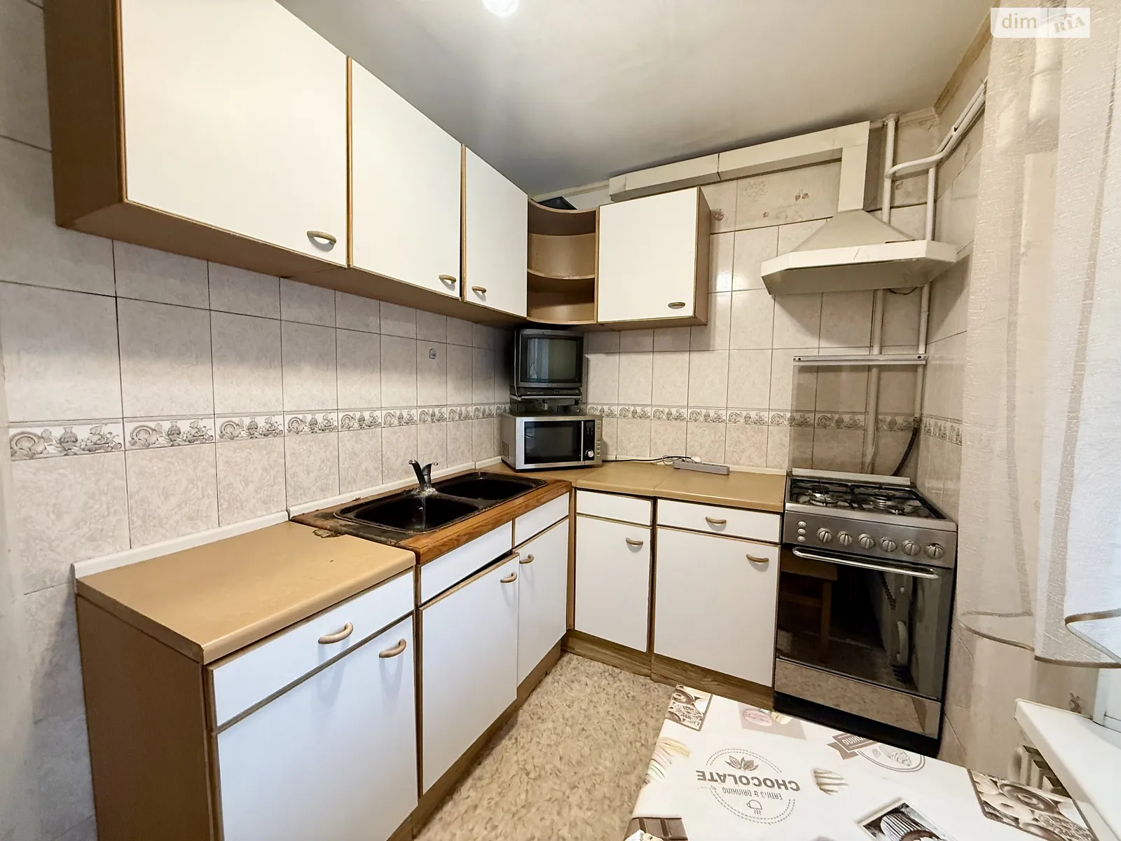 2-комнатная квартира 70 кв. м в, цена: 7000 грн - фото 1