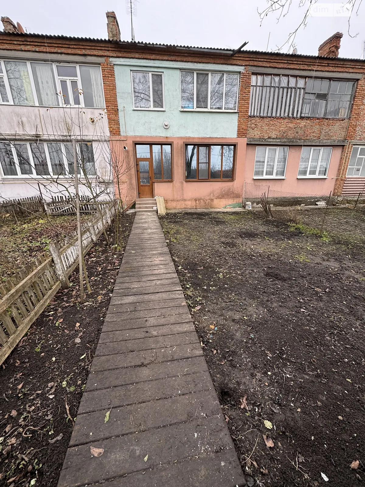 Продается 3-комнатная квартира 69 кв. м в Летичеве, ул. Героев Крут, 12 - фото 1