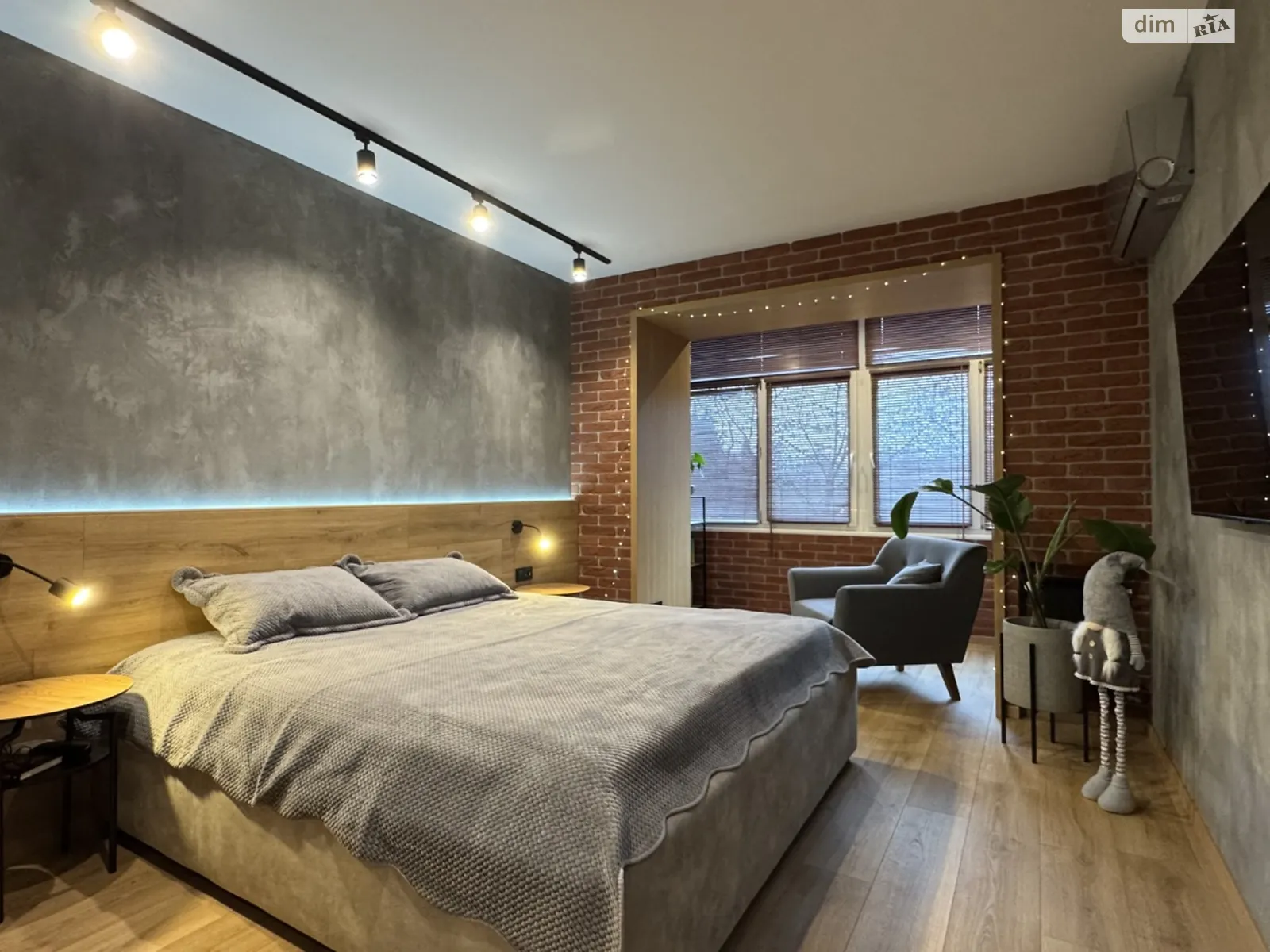 Продается 3-комнатная квартира 104.76 кв. м в Житомире, ул. Дмитрия Донцова(Адмирала Щастного) - фото 1