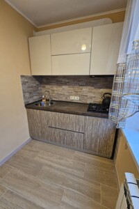 Сниму квартиру долгосрочно Харьковской области