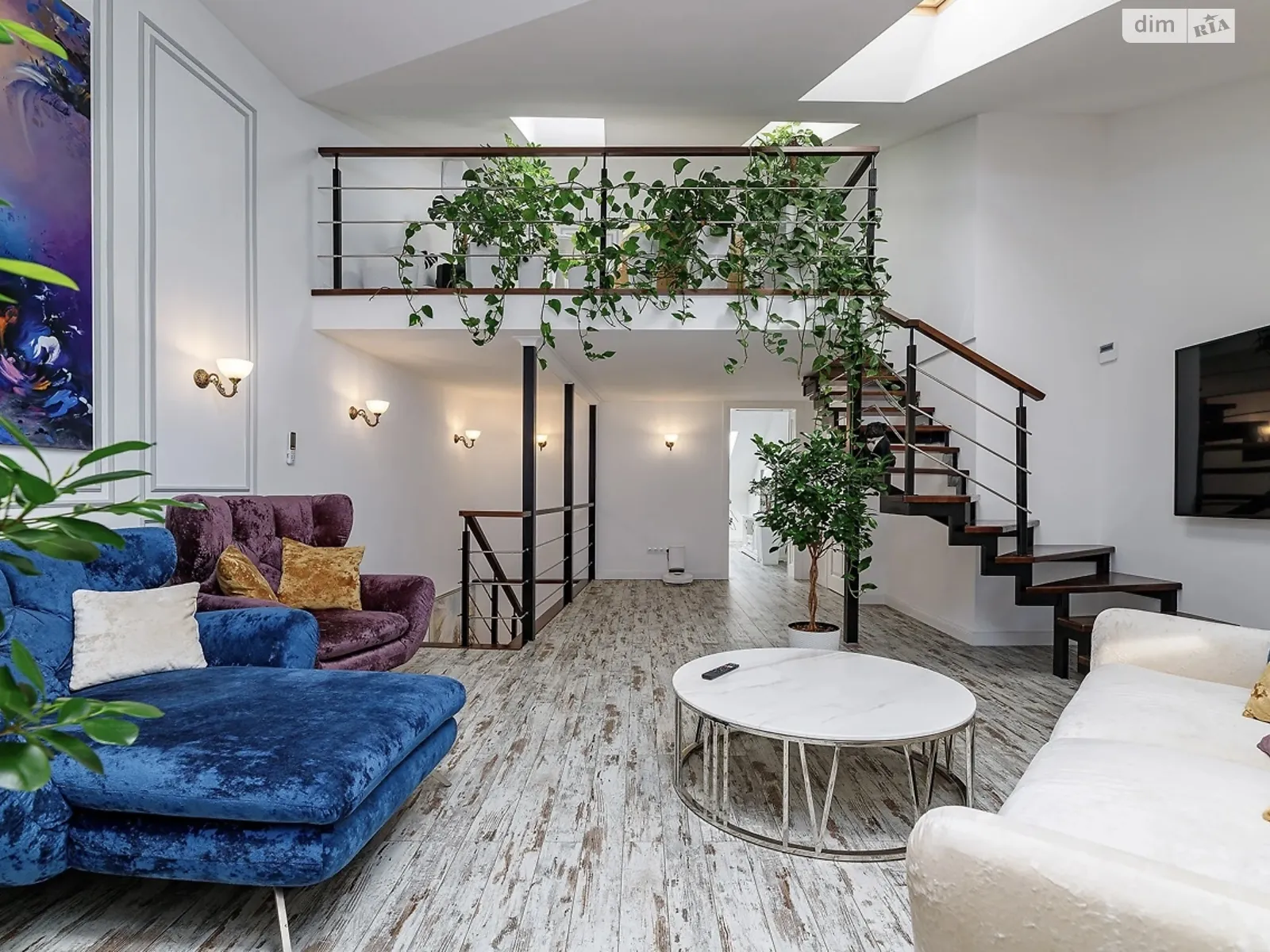 Сдается в аренду 6-комнатная квартира 182 кв. м в Львове, ул. Мосяжная, 4 - фото 1