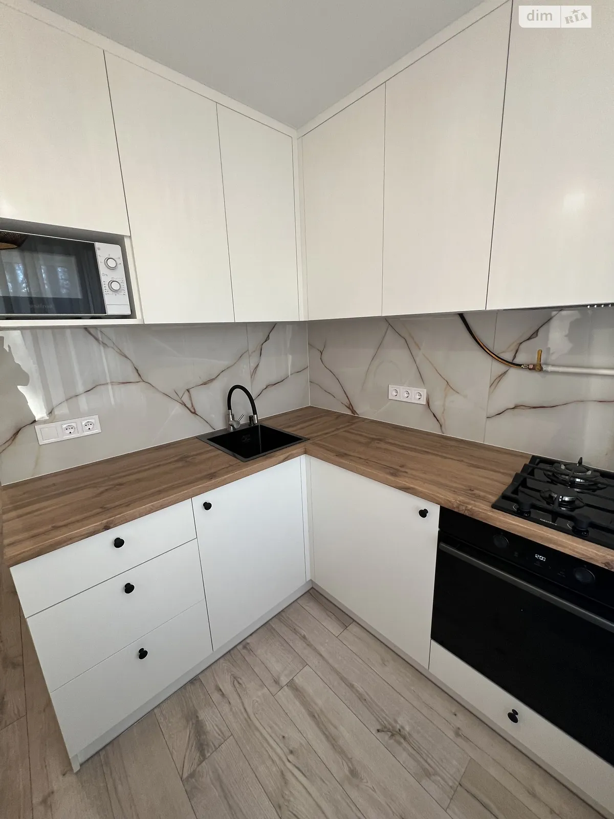 Продается 2-комнатная квартира 38.5 кв. м в Белой Церкви, ул. Волонтерская(Турчанинова), 21 - фото 1