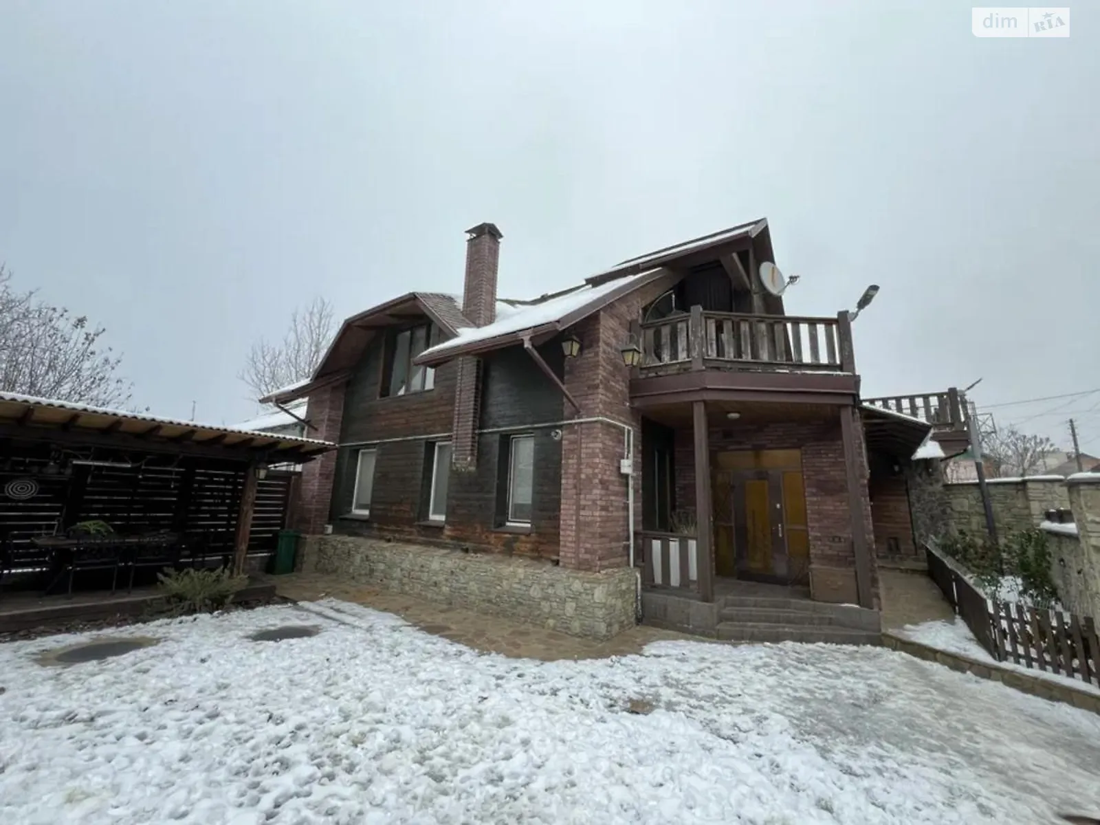 Продается дом на 2 этажа 200 кв. м с гаражом, цена: 230000 $ - фото 1