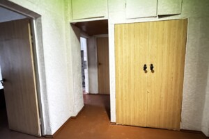 Продаж квартири, Вінниця, р‑н. Олієжир комбінат, Волошкова вулиця, буд. 1