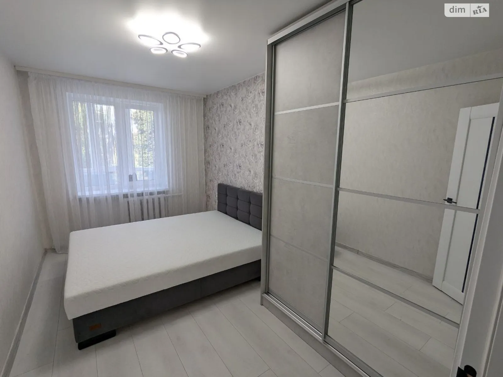 Здається в оренду 2-кімнатна квартира 48 кв. м у Рівному, вул. Соборна, 264 - фото 1