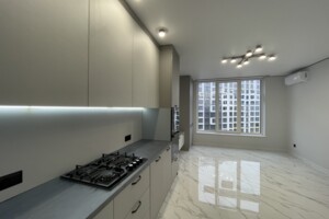 Продаж квартири, Івано-Франківськ, р‑н. Майзлі, Незалежності (Горького) вулиця