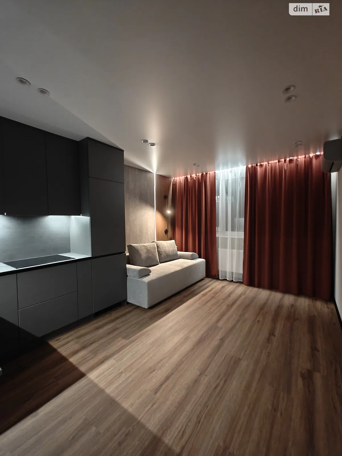 Продается 1-комнатная квартира 49.3 кв. м в Киеве, ул. Михаила Максимовича, 32Б - фото 1