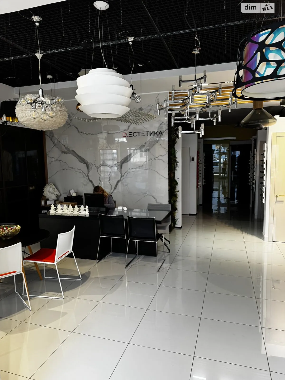 Сдается в аренду помещения свободного назначения 150 кв. м в 11-этажном здании, цена: 58000 грн - фото 1