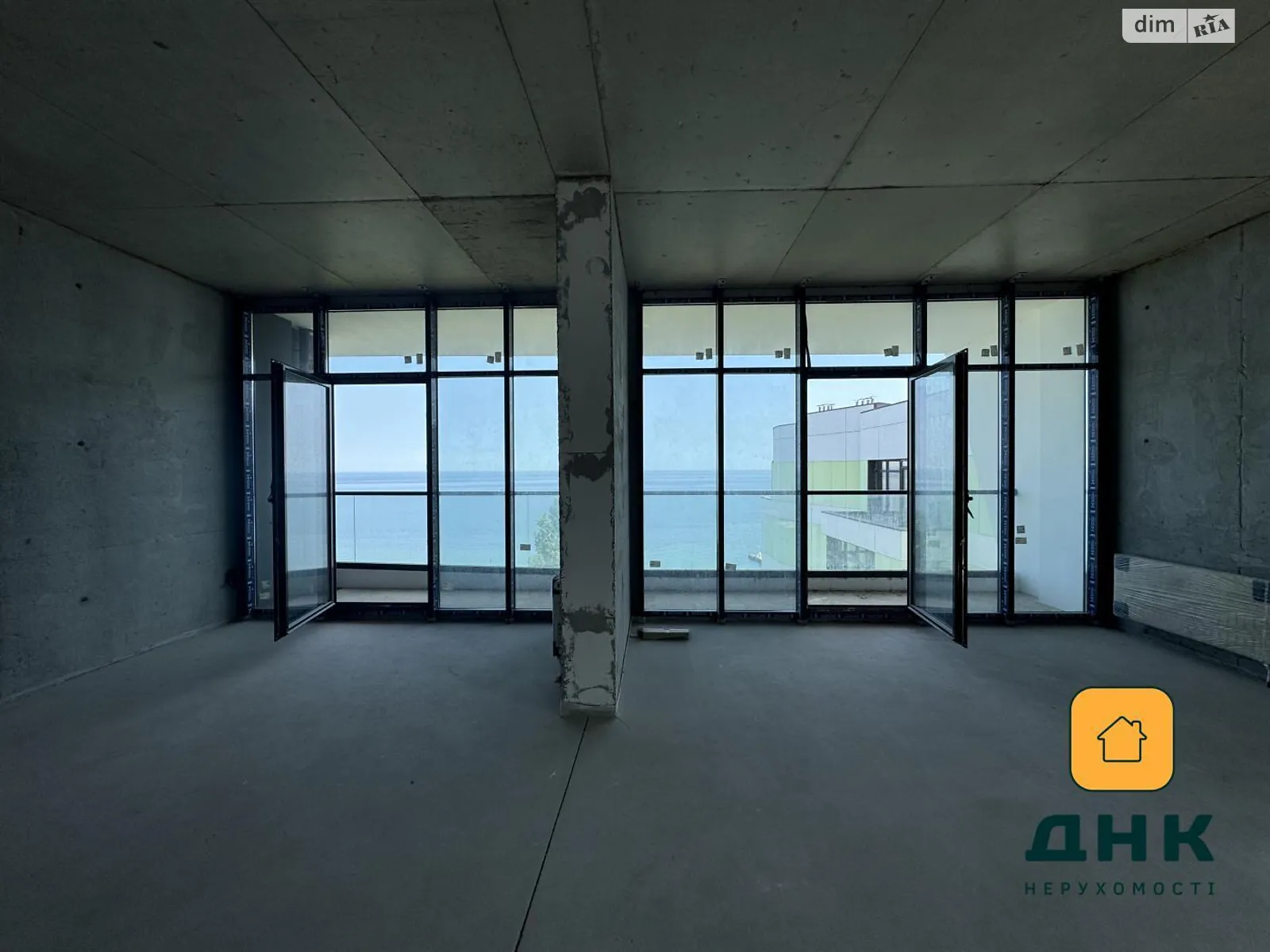 Продается 2-комнатная квартира 76 кв. м в Одессе - фото 1