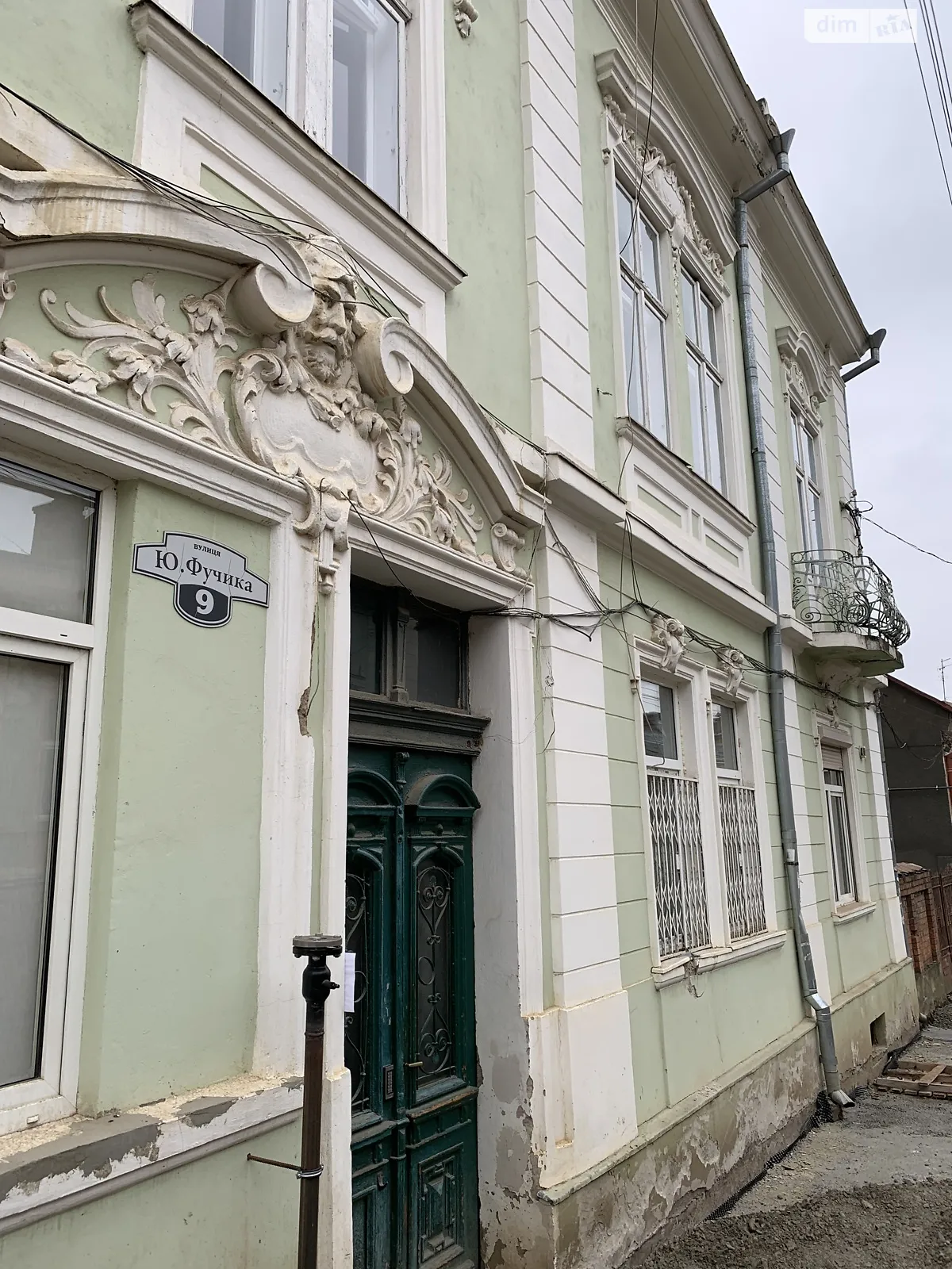Сдается в аренду 2-комнатная квартира 60 кв. м в Черновцах, ул. Фучика Юлиуса, 9 - фото 1