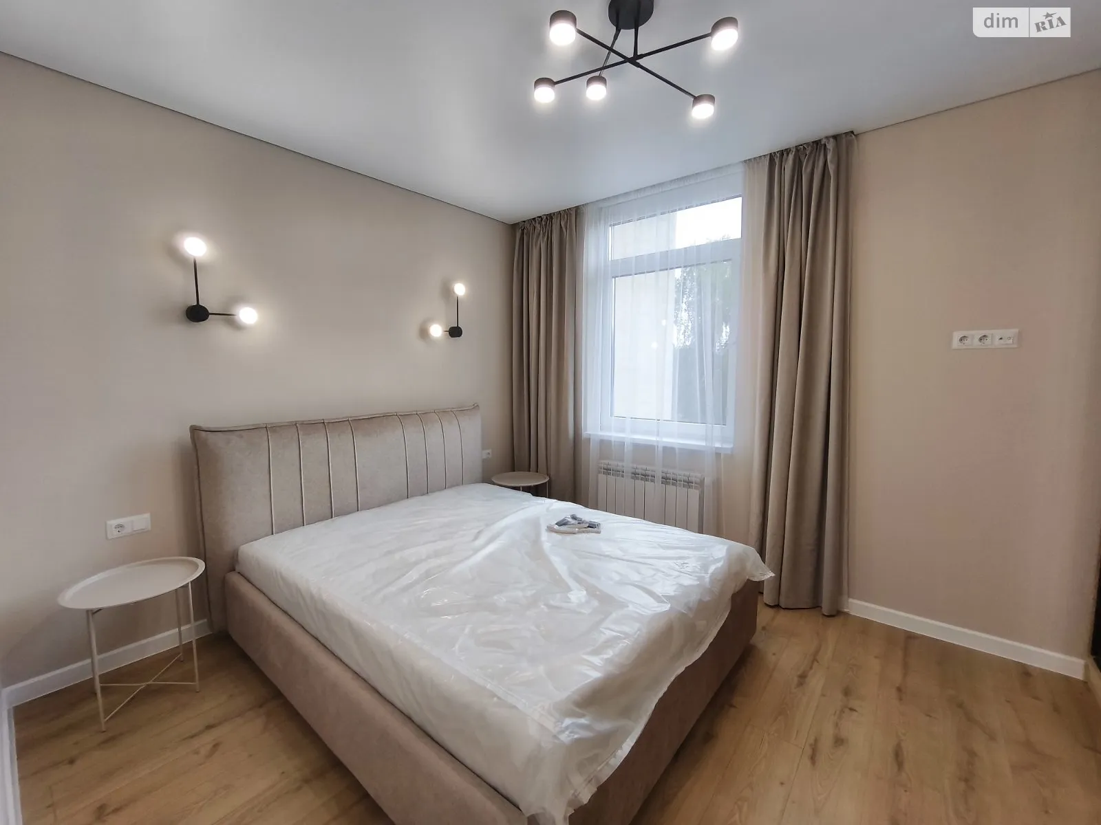 Здається в оренду 1-кімнатна квартира 37 кв. м у Ужгороді, вул. Бачинського, 92 - фото 1