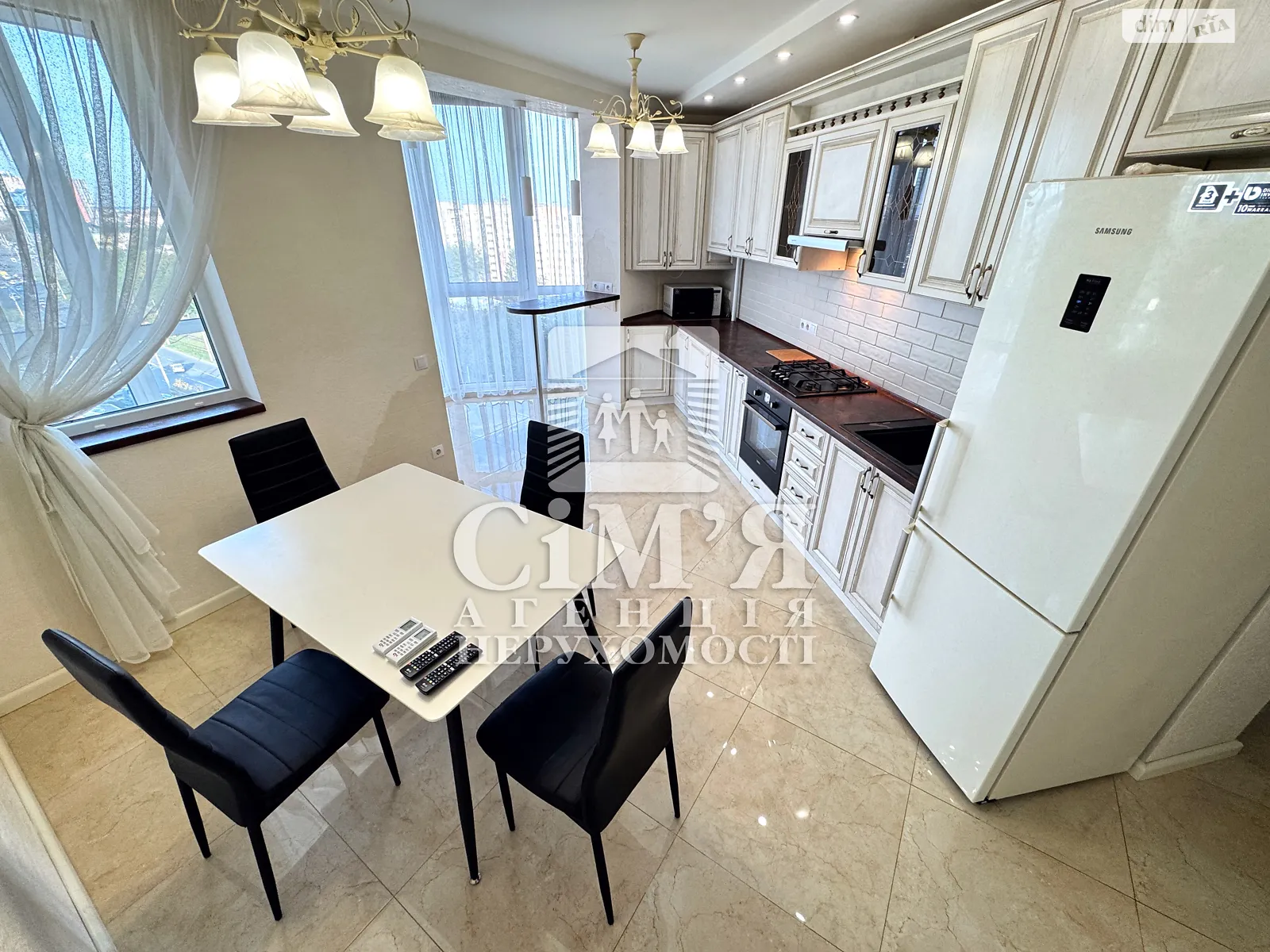 Сдается в аренду 1-комнатная квартира 60 кв. м в Виннице, ул. Пирогова, 76 - фото 1