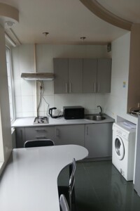 Довгострокова оренда квартири, Київ, р‑н. Печерськ, ст.м. Печерська, Рибальська вулиця, буд. 3