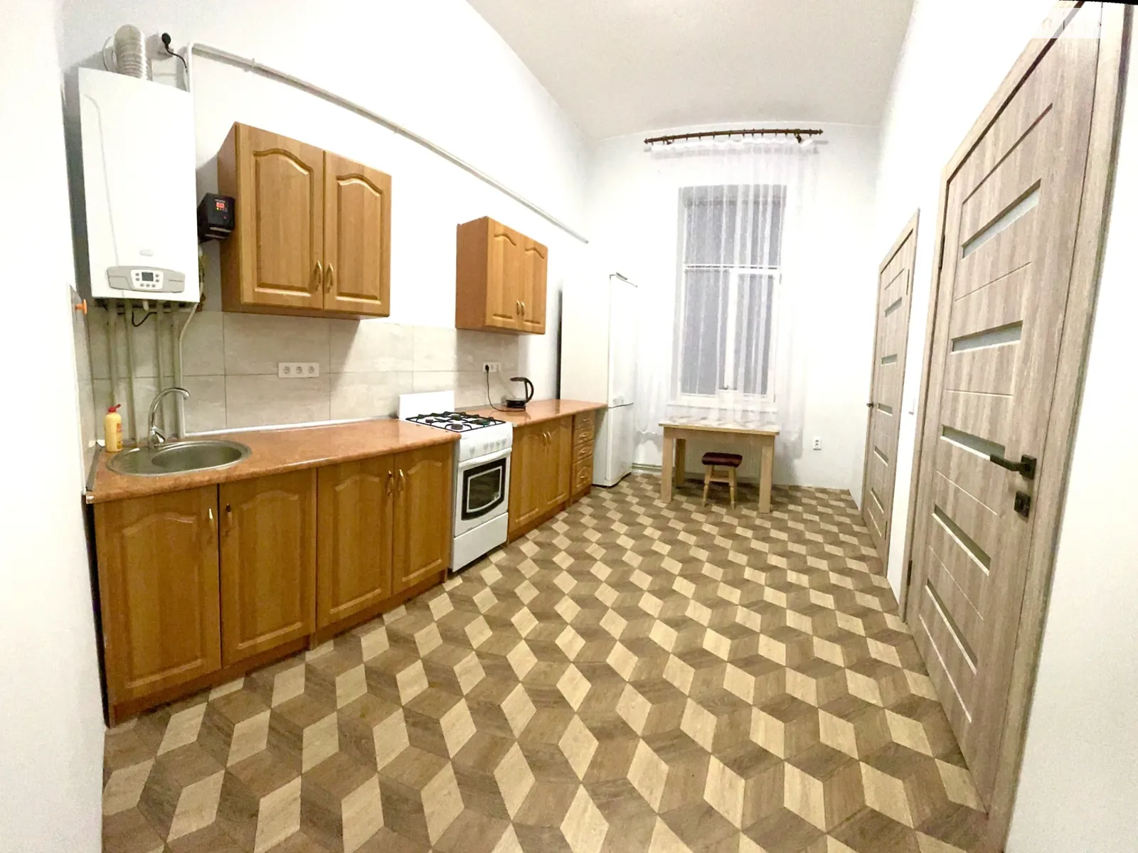 Здається в оренду 2-кімнатна квартира 60 кв. м у Мукачеві, вул. Яноша Недецеї, 29 - фото 1