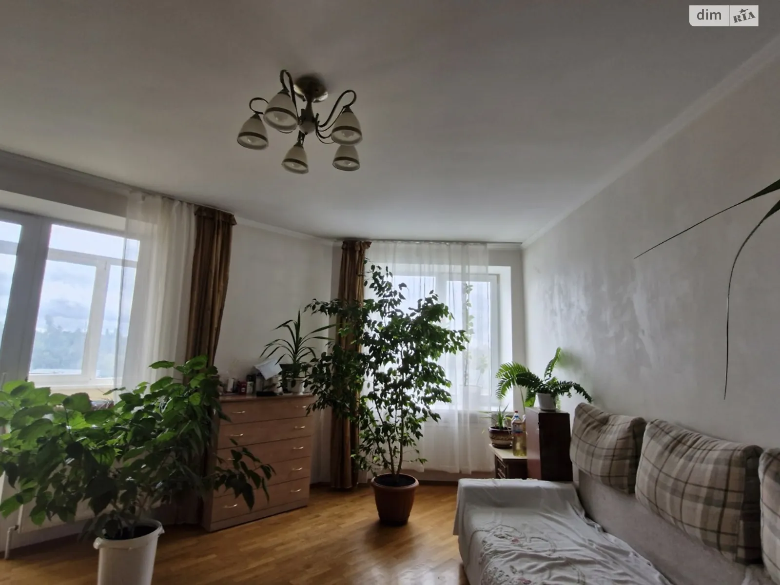 Продается 3-комнатная квартира 86 кв. м в Виннице, ул. Зодчих - фото 1