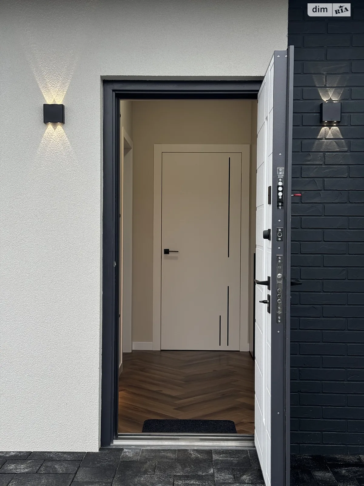 мас. Макарова Ювилейный Ровно, цена: 115000 $ - фото 1