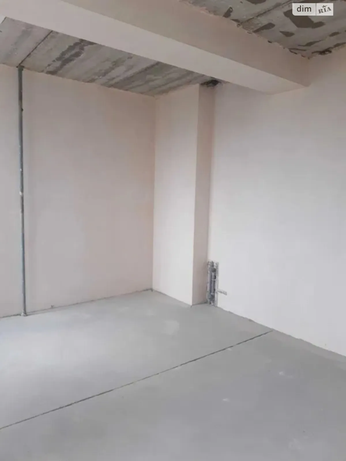 Продается 1-комнатная квартира 46 кв. м в Харькове, ул. Домостроительная, 5 - фото 1