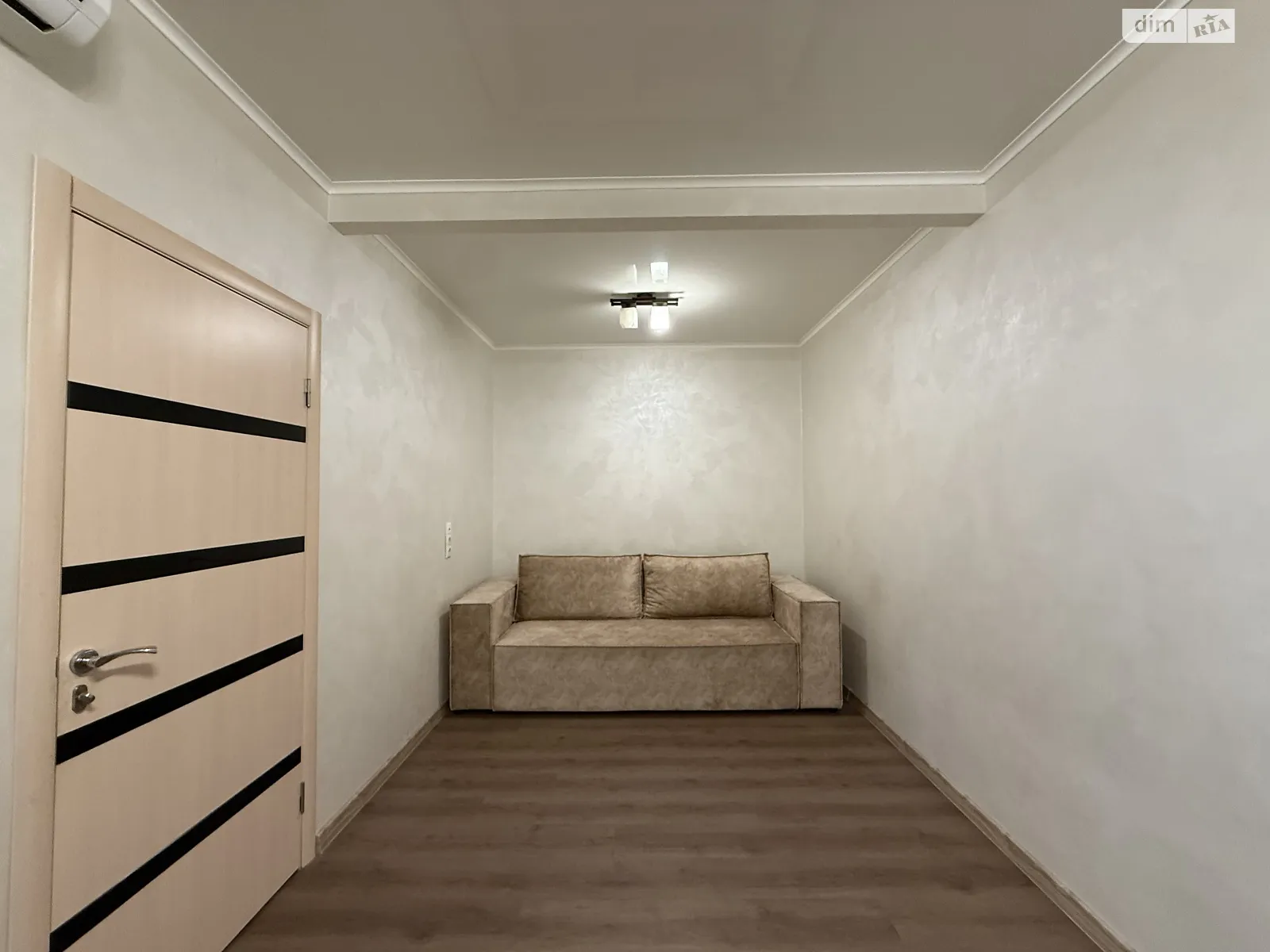 Продается 1-комнатная квартира 52 кв. м в Виннице, ул. Вячеслава Черновола - фото 1