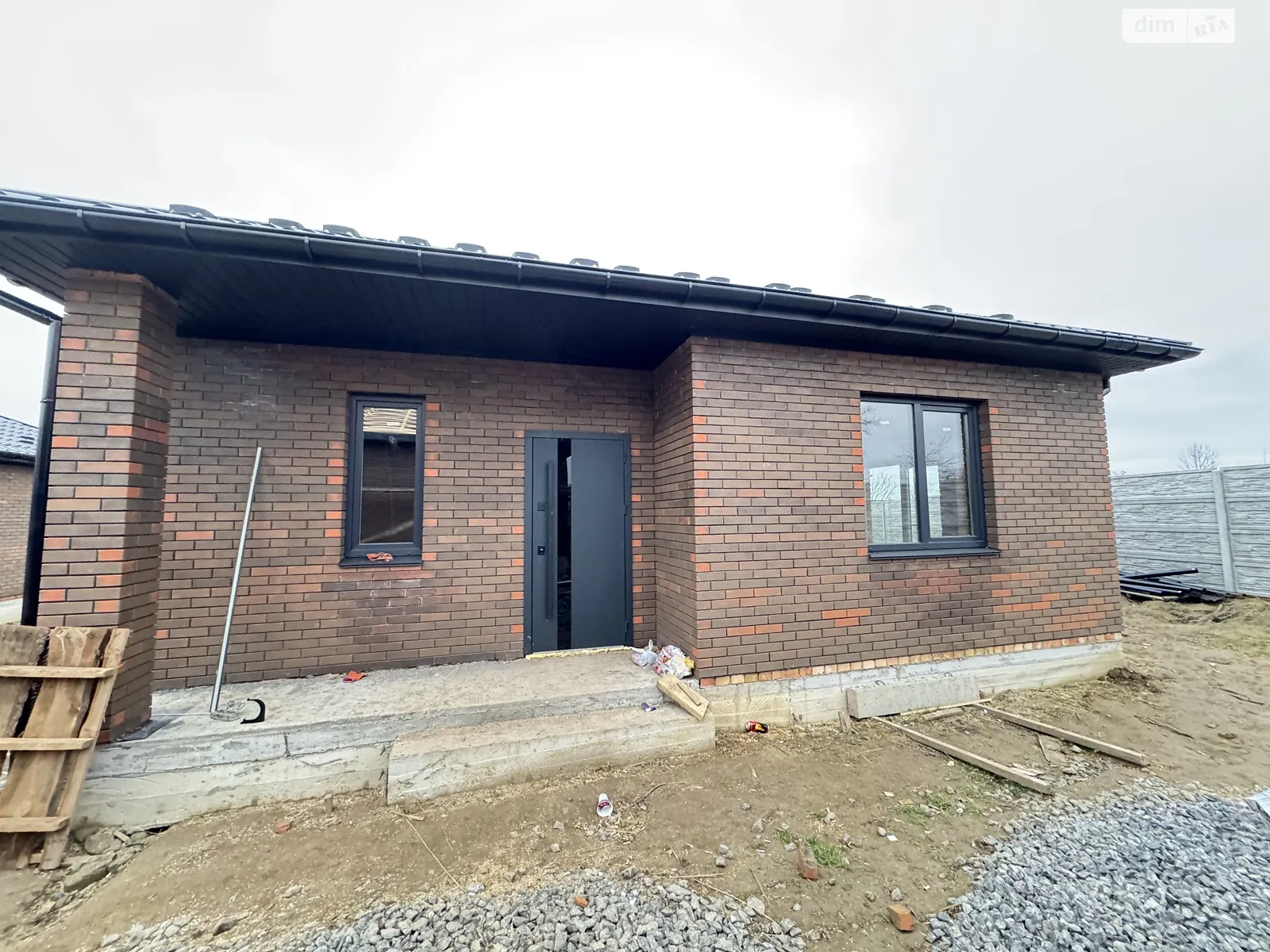 Продається одноповерховий будинок 75 кв. м з балконом, цена: 78000 $ - фото 1