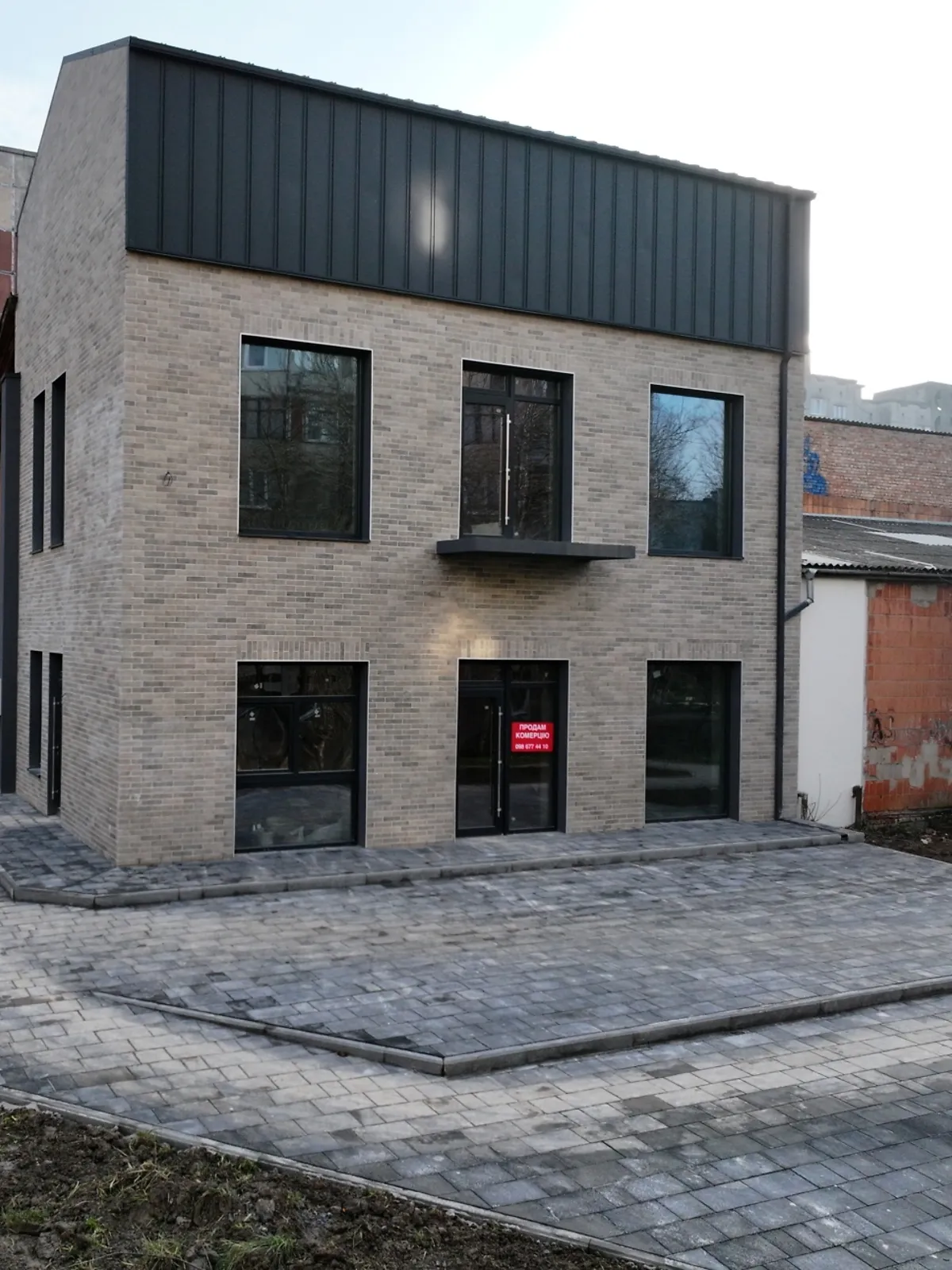 Продається офіс 42.3 кв. м в бізнес-центрі, цена: 54900 $ - фото 1