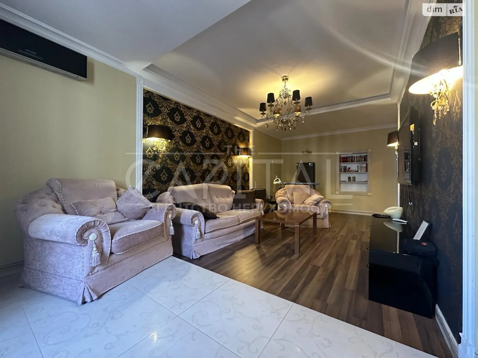 Продается 4-комнатная квартира 138.4 кв. м в Киеве, ул. Щекавицкая - фото 1