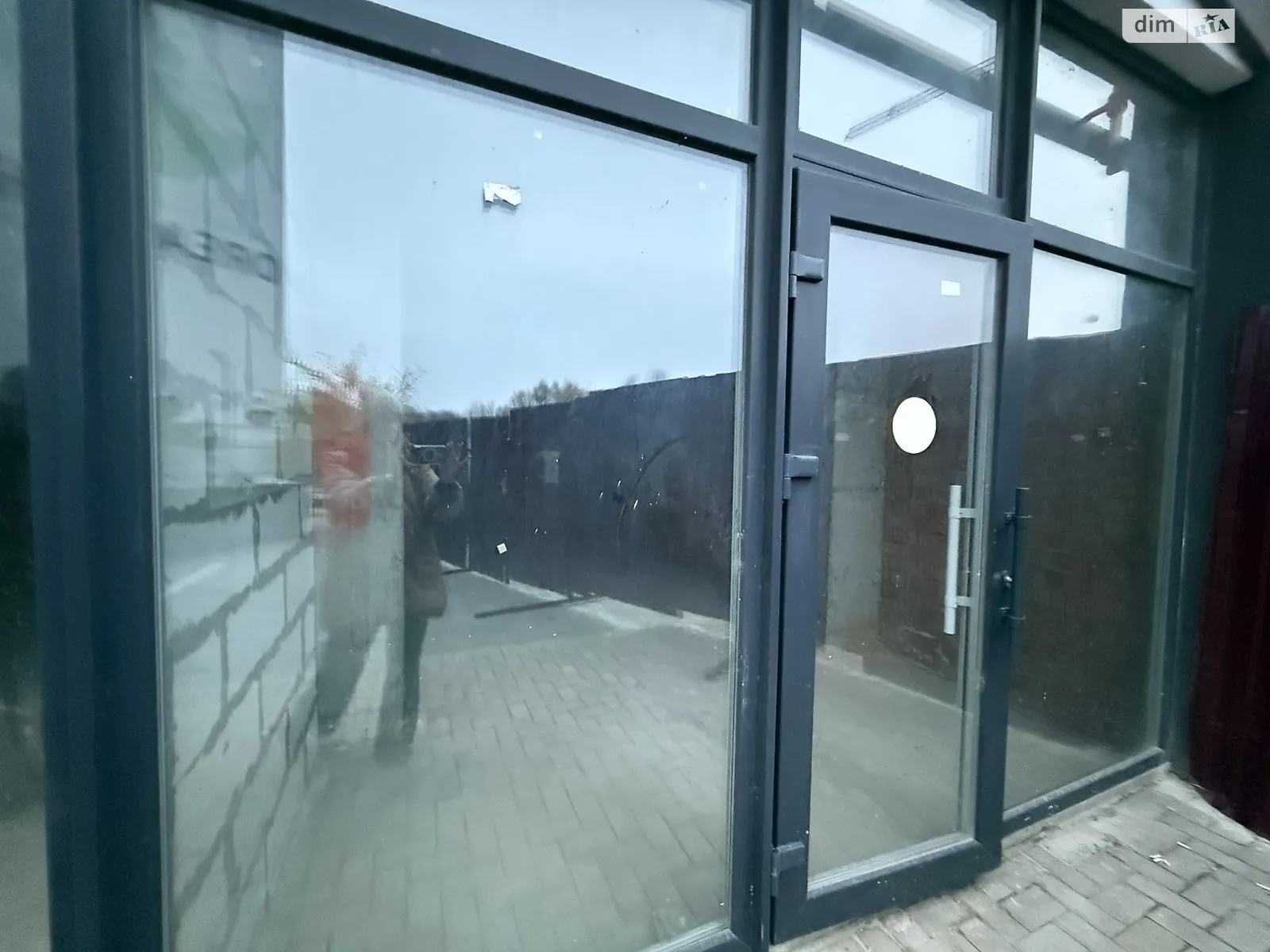 Продается помещения свободного назначения 26.3 кв. м в 11-этажном здании, цена: 33000 $ - фото 1