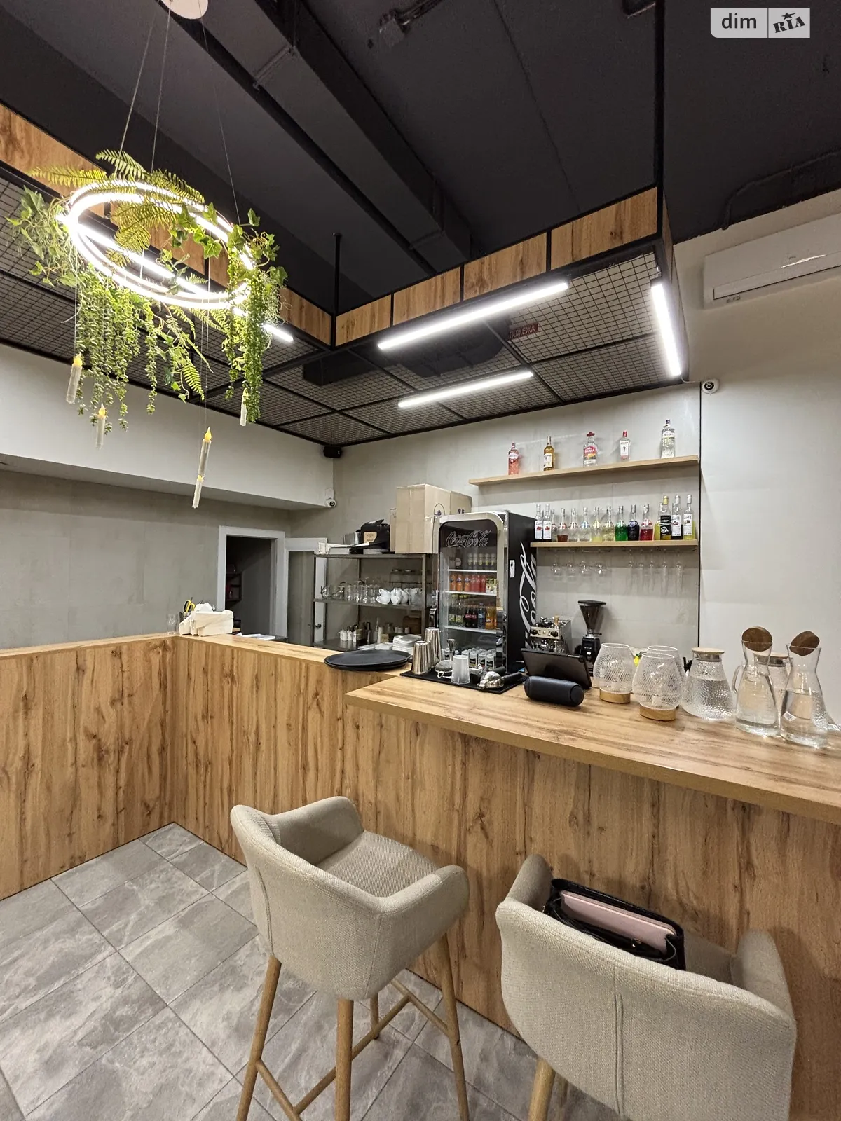 Продается помещения свободного назначения 80 кв. м в 16-этажном здании, цена: 45000 $ - фото 1