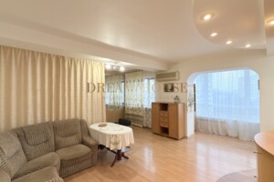 Продажа квартиры, Киев, р‑н. Чоколовка, ст.м. Шулявская, Чоколовский бульвар, дом 19