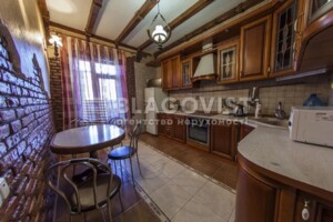 Продажа квартиры, Киев, р‑н. Солдатская Слободка, ст.м. Лукьяновская, Дмитриевская улица, дом 69