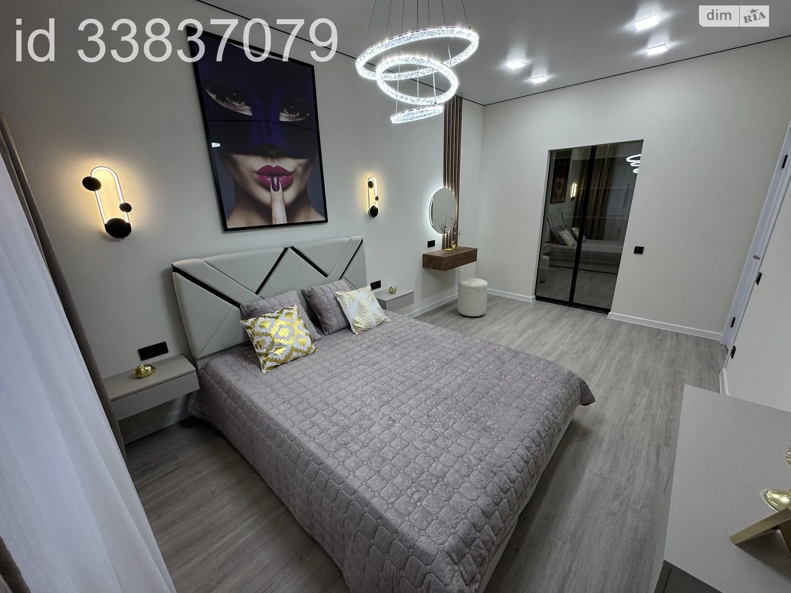 Продается 1-комнатная квартира 43 кв. м в Одессе, ул. Краснова, 3 корпус 67 - фото 1