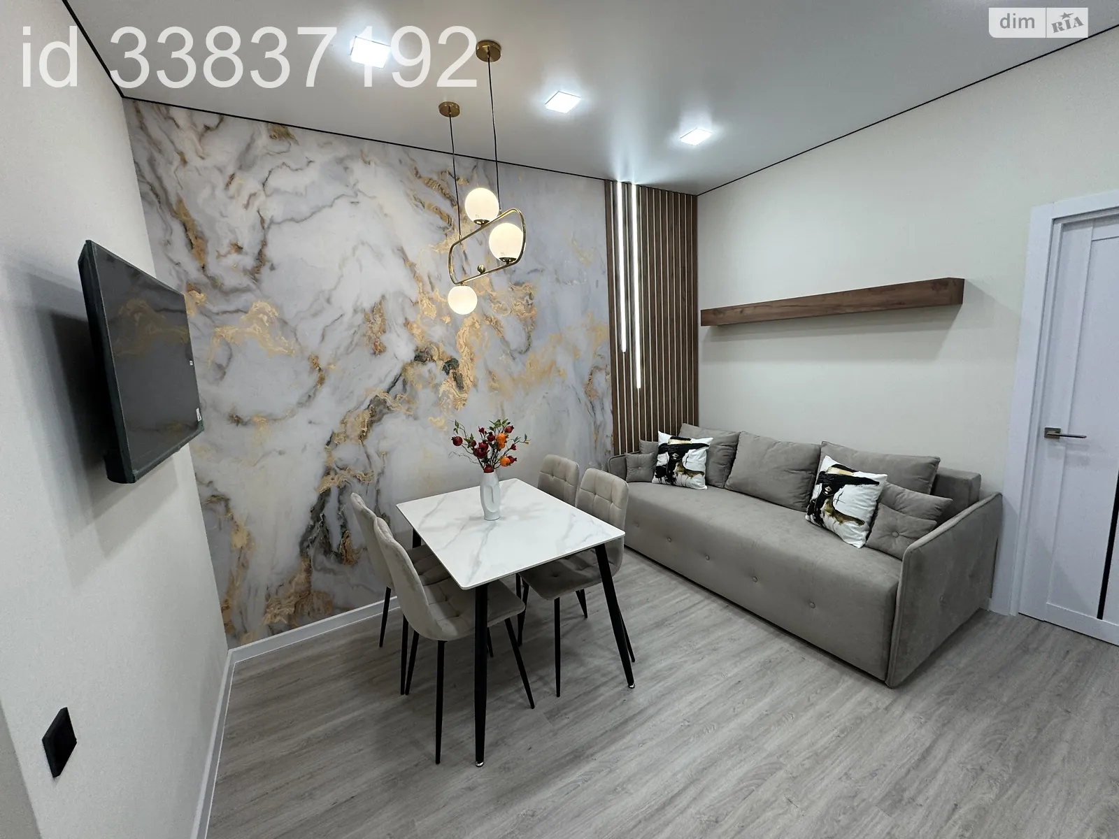 Продается 2-комнатная квартира 43 кв. м в Одессе, ул. Краснова, 3 корпус 68 - фото 1