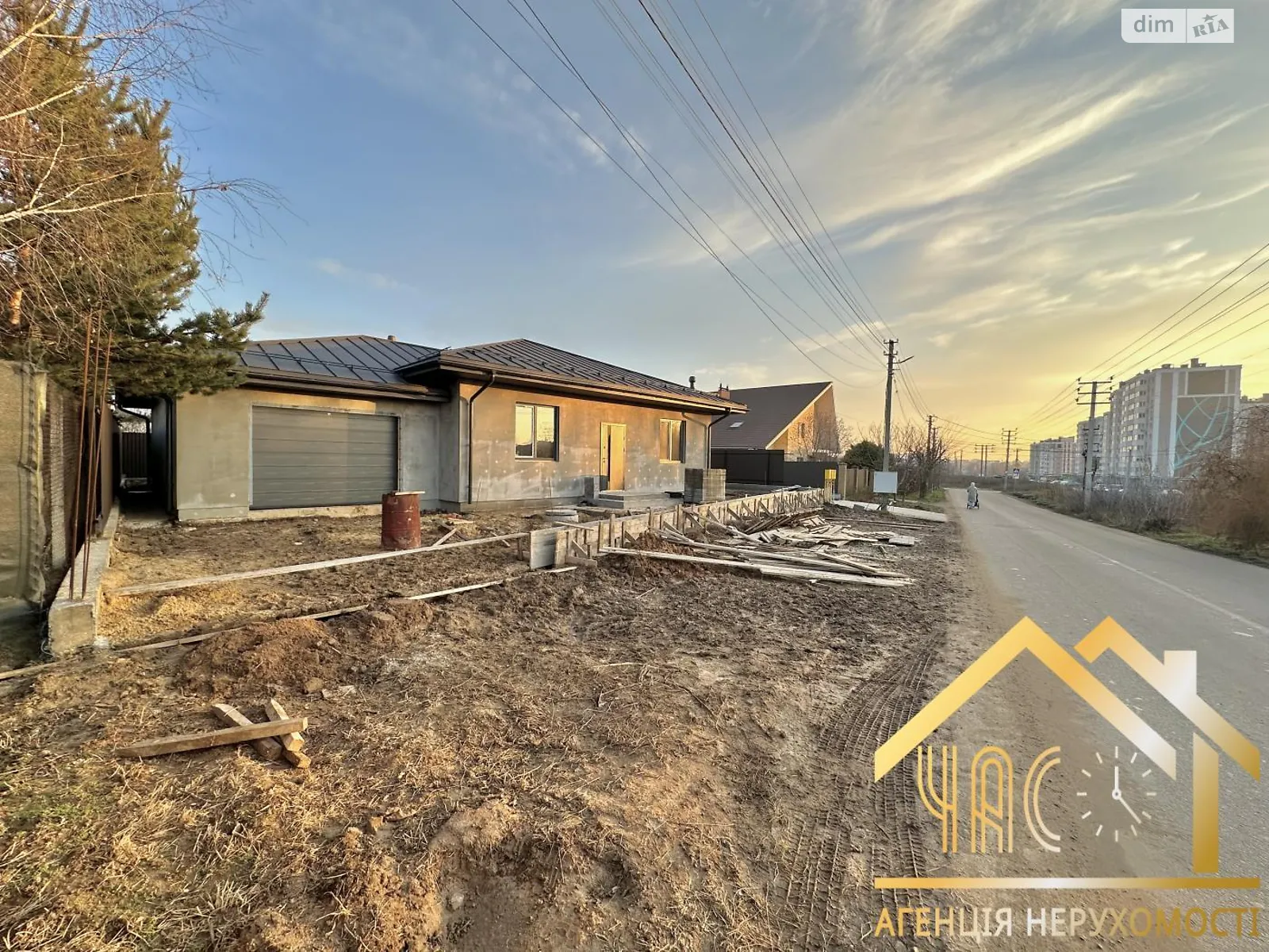 Продается одноэтажный дом 130.5 кв. м с подвалом, цена: 160000 $ - фото 1