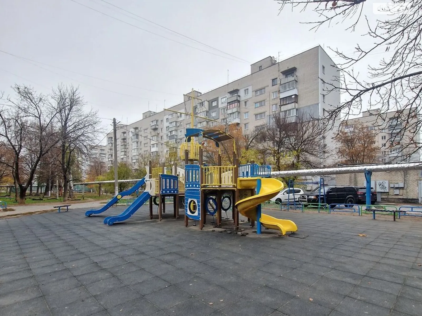 Продається 4-кімнатна квартира 82.1 кв. м у Слобожанському, вул. Будівельників - фото 1