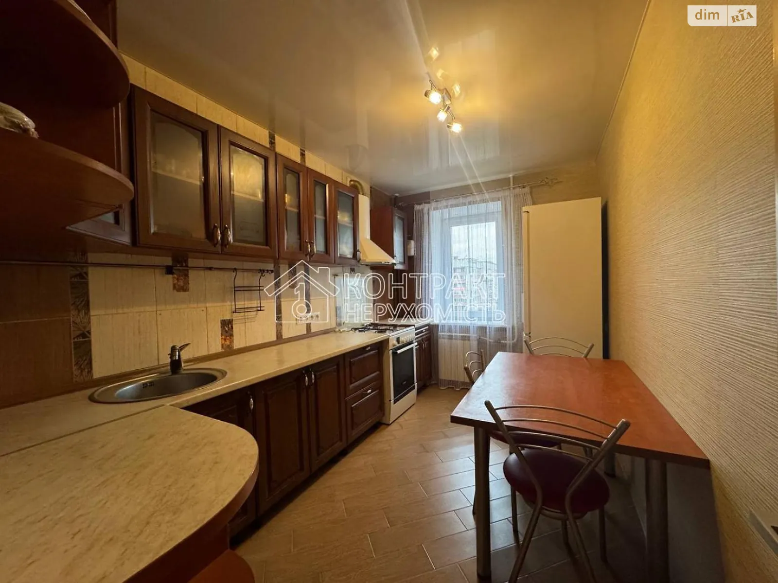 Здається в оренду 3-кімнатна квартира 68 кв. м у Харкові, вул. Свинаренка Петра, 18 - фото 1