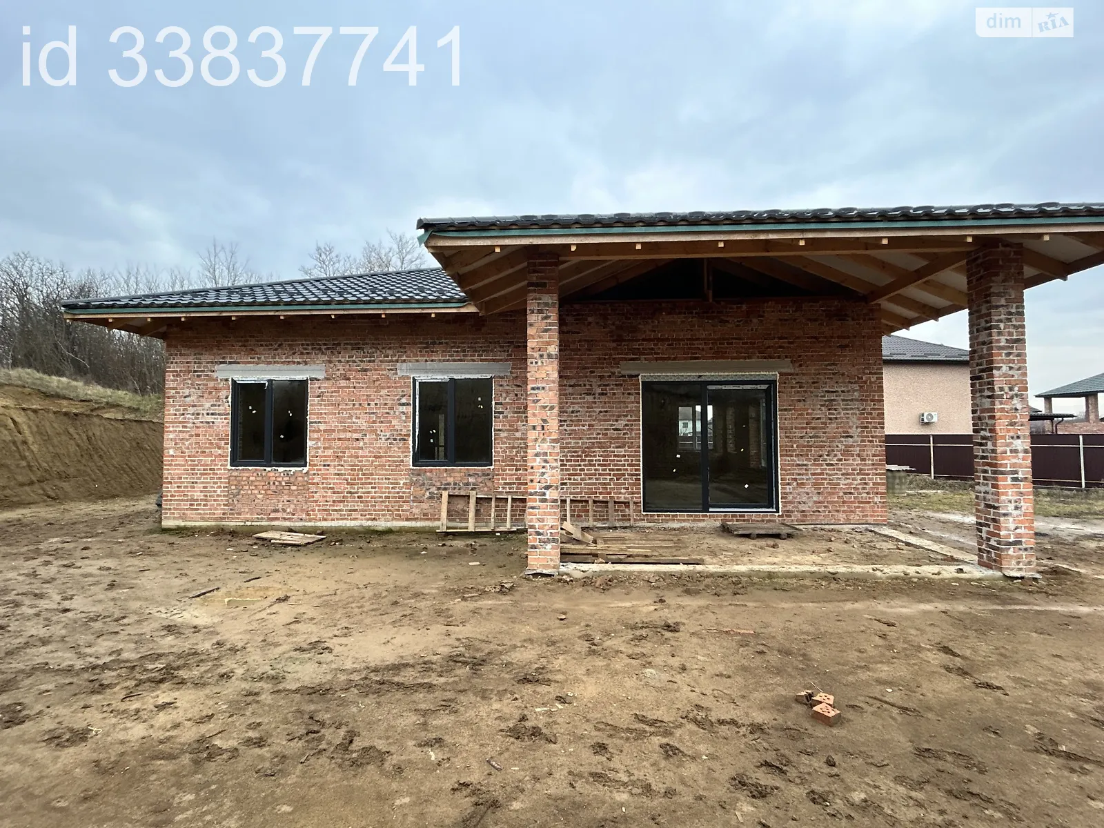 Продается одноэтажный дом 98 кв. м с участком, цена: 98500 $ - фото 1