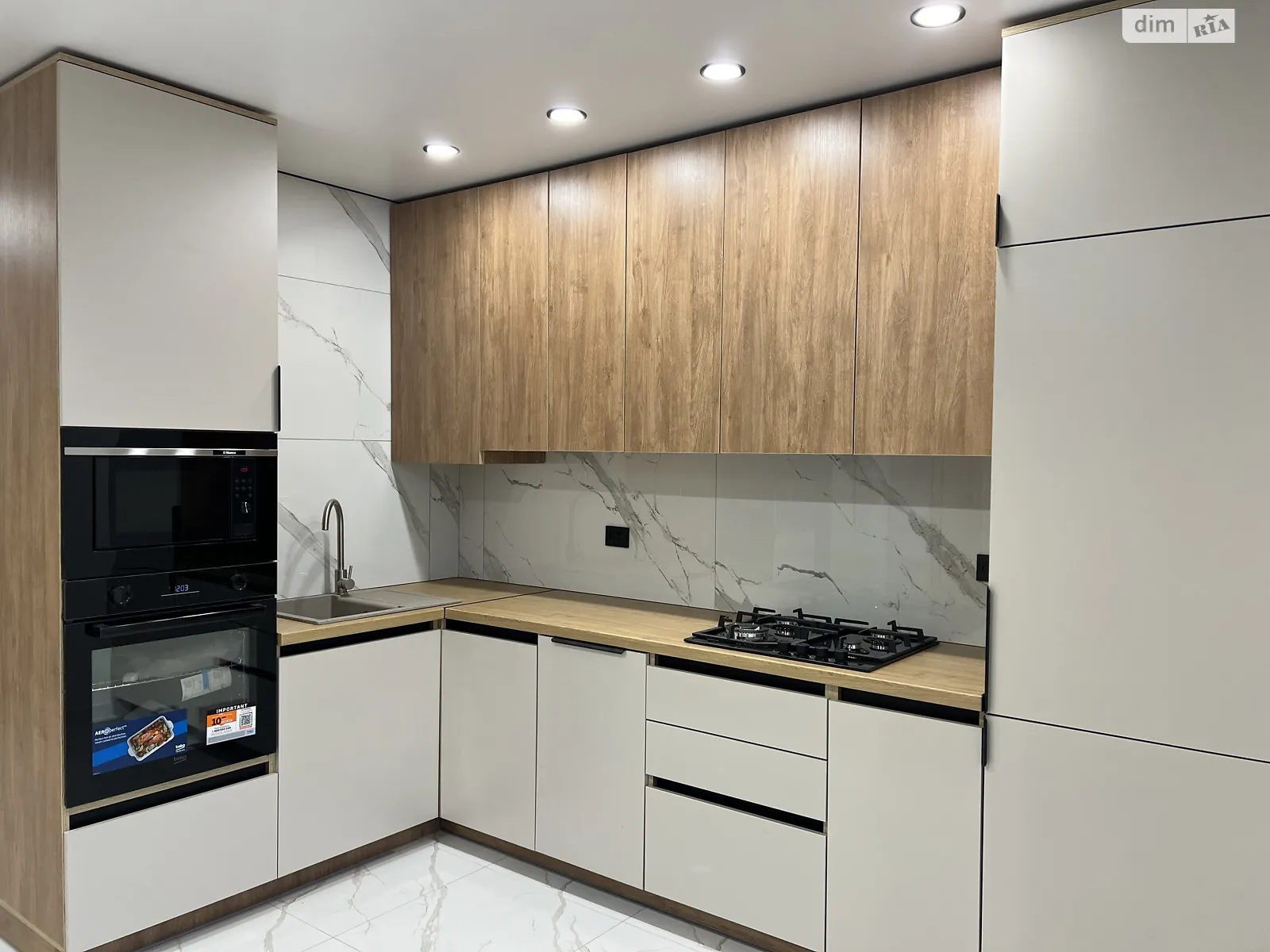 1-кімнатна квартира 56 кв. м у Тернополі, цена: 440 $ - фото 1