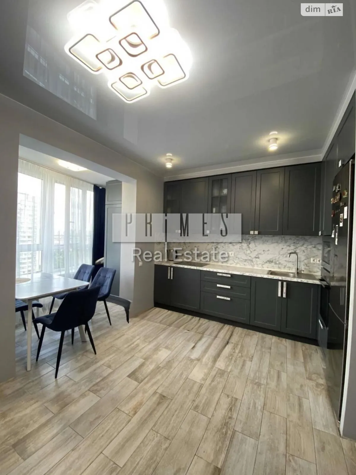 Продается 1-комнатная квартира 38 кв. м в Киеве, ул. Андрея Аболмасова(Панельная), 7 - фото 1