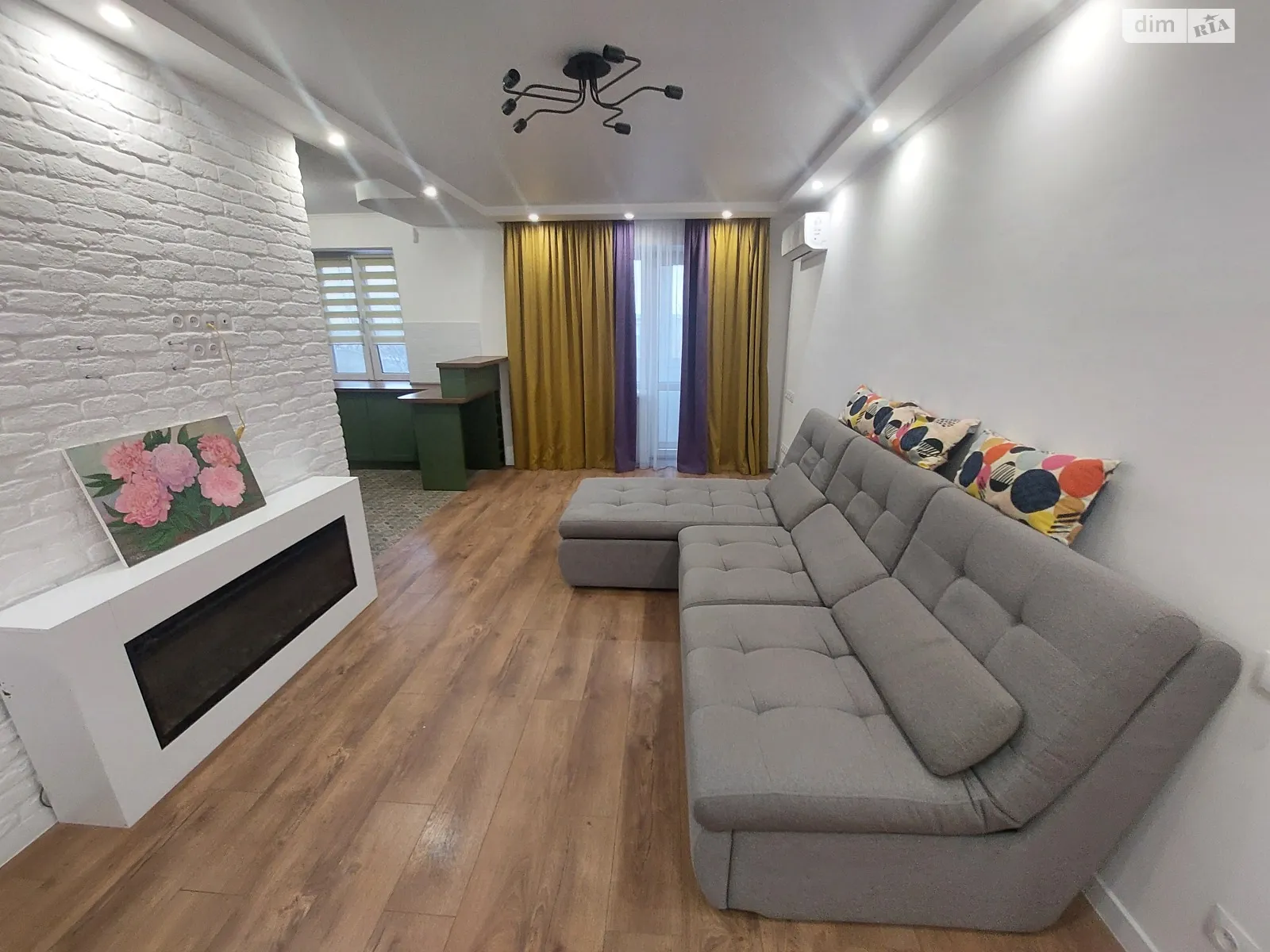 Продается 2-комнатная квартира 56.1 кв. м в Николаеве, ул. Гонгадзе Георгия, 7 - фото 1