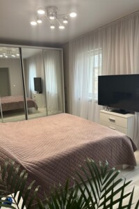 Продаж квартири, Ужгород, р‑н. Вербник, Франтішека Тихого вулиця, буд. 11