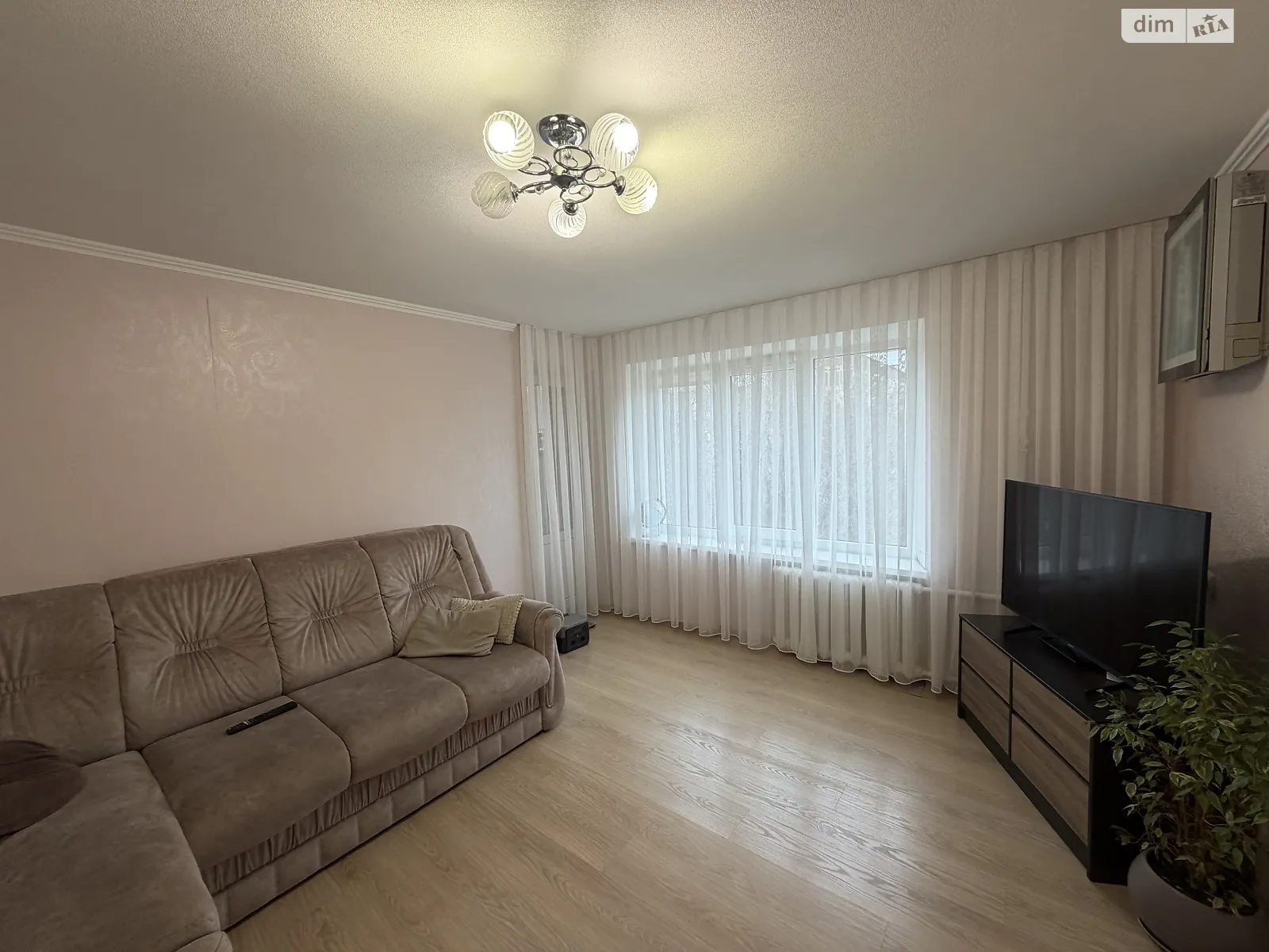 Продається 2-кімнатна квартира 50.6 кв. м у Дніпрі, вул. Терещенківська, 4 - фото 1