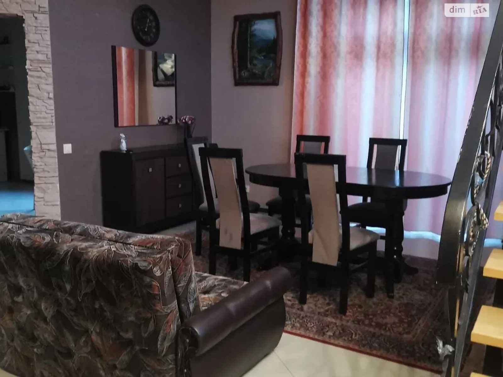 Сдается в аренду дом на 2 этажа 165 кв. м с беседкой, цена: 1200 € - фото 1
