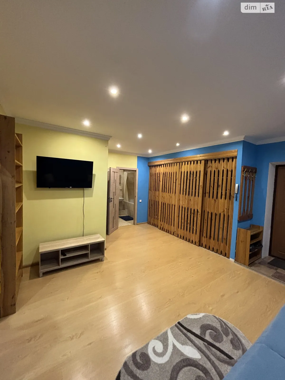 Здається в оренду 1-кімнатна квартира 53 кв. м у Рівному, вул. Соборна, 416Б - фото 1