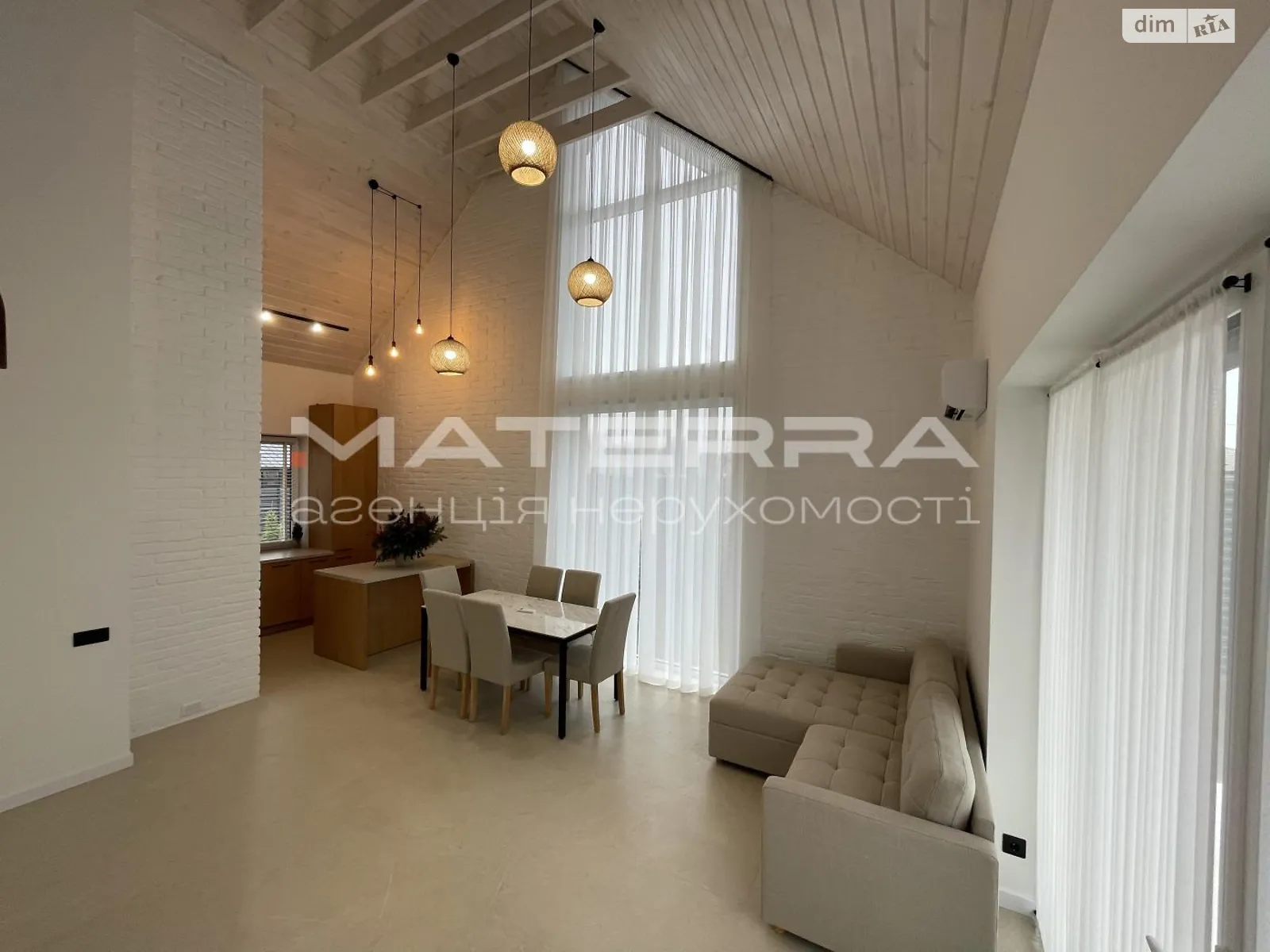 Продается дом на 2 этажа 114 кв. м с камином, цена: 229000 $ - фото 1