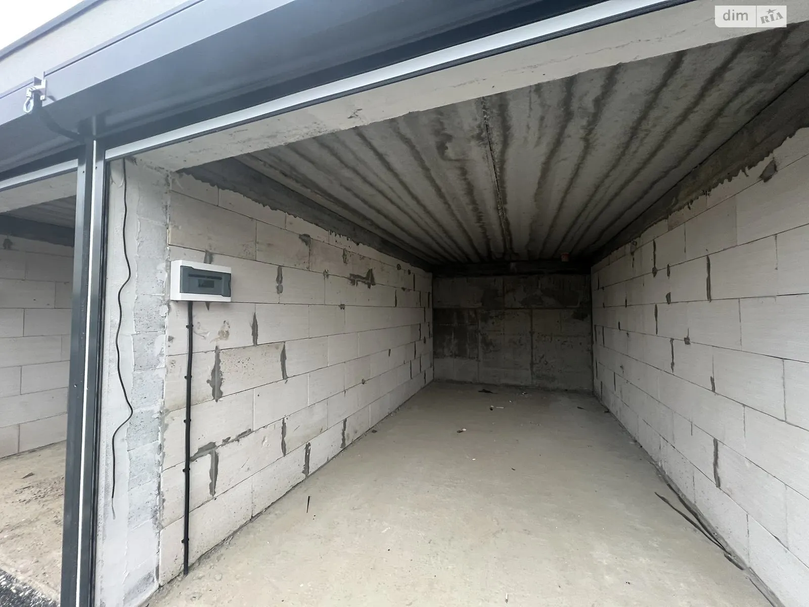 Продается отдельно стоящий гараж под легковое авто на 16.4 кв. м, цена: 19000 $ - фото 1