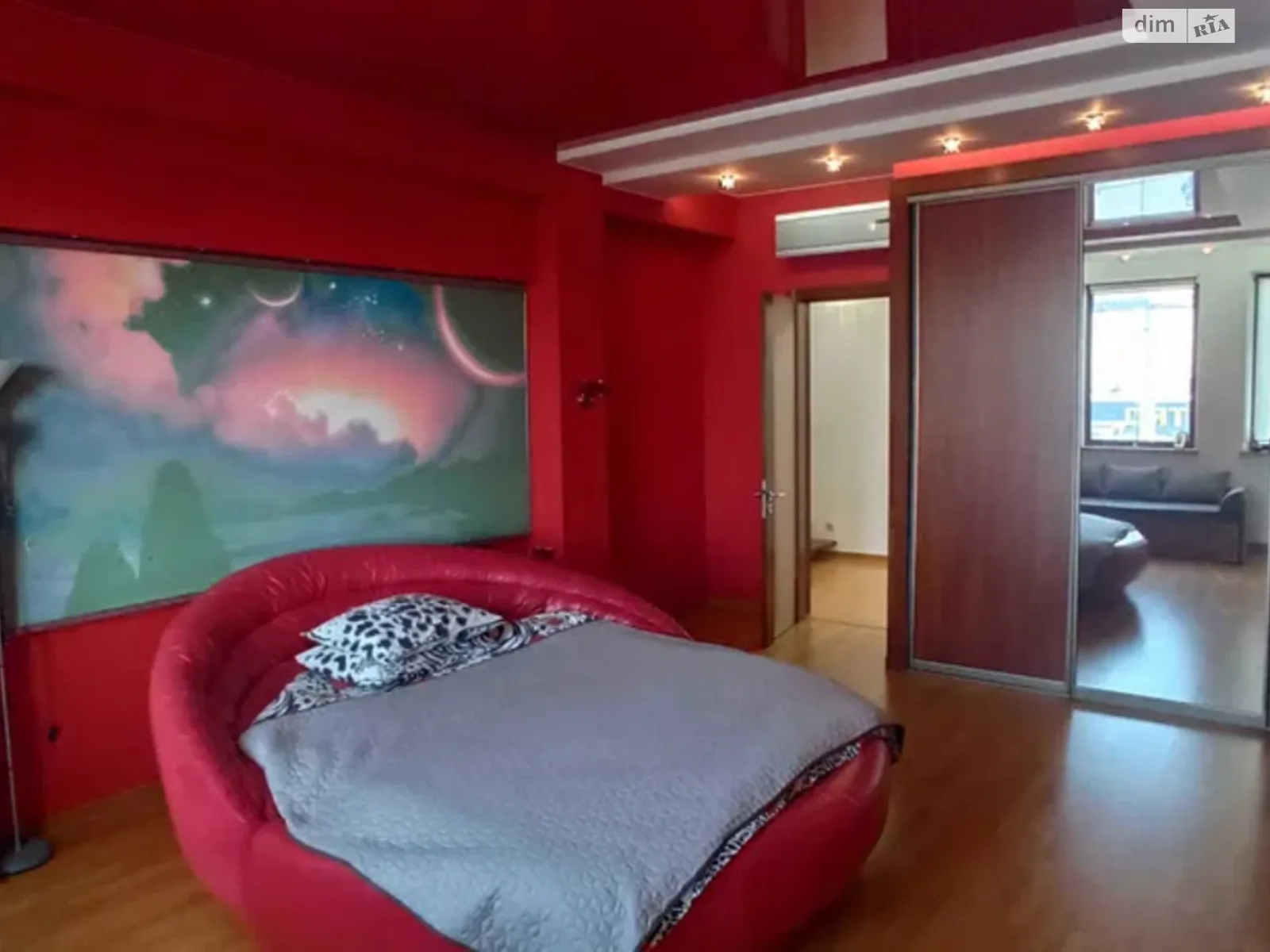 Продается 4-комнатная квартира 173 кв. м в Львове, ул. Вашингтона Джорджа, 7А - фото 1