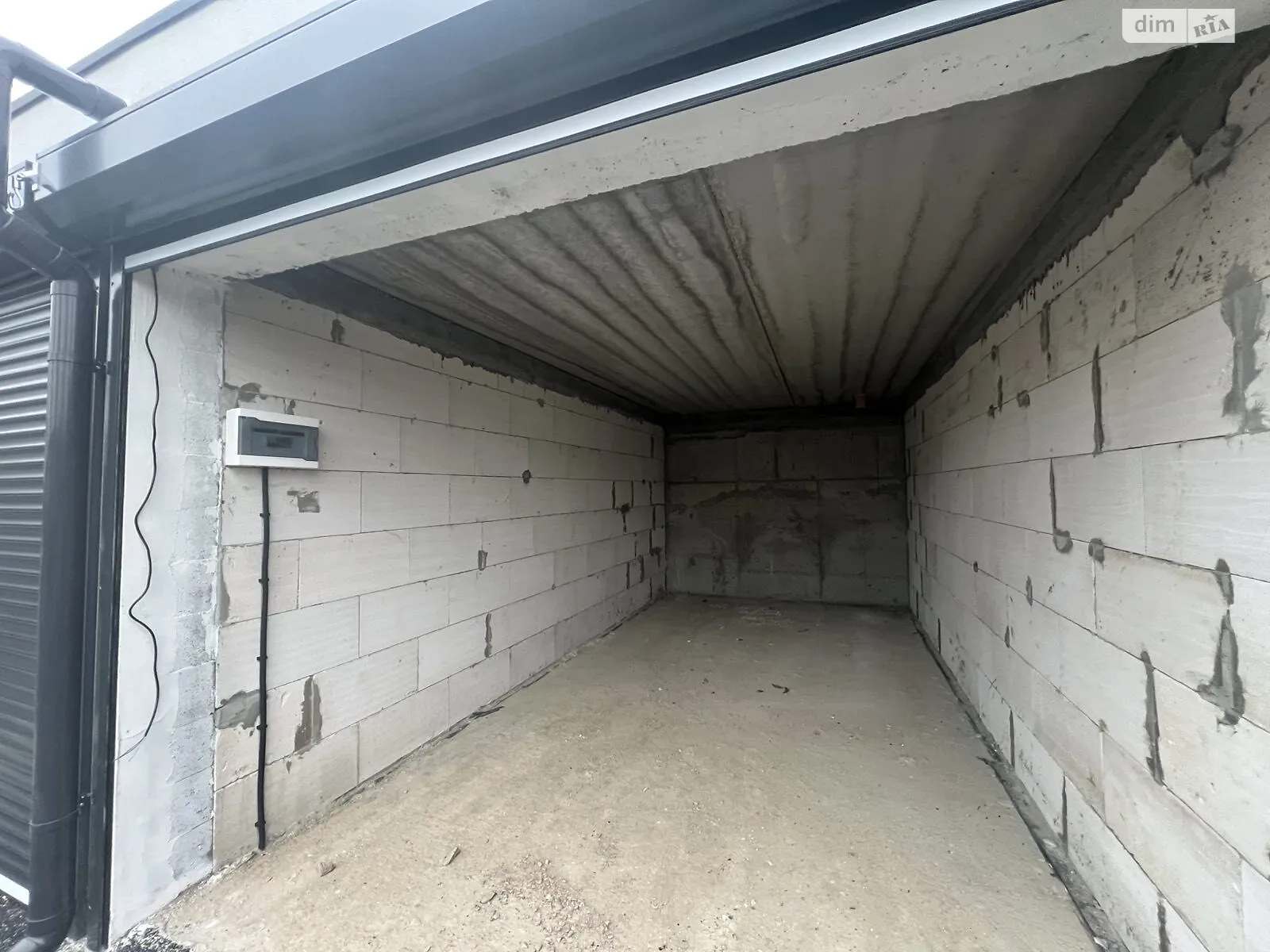 Продается отдельно стоящий гараж под легковое авто на 16.3 кв. м, цена: 19000 $ - фото 1